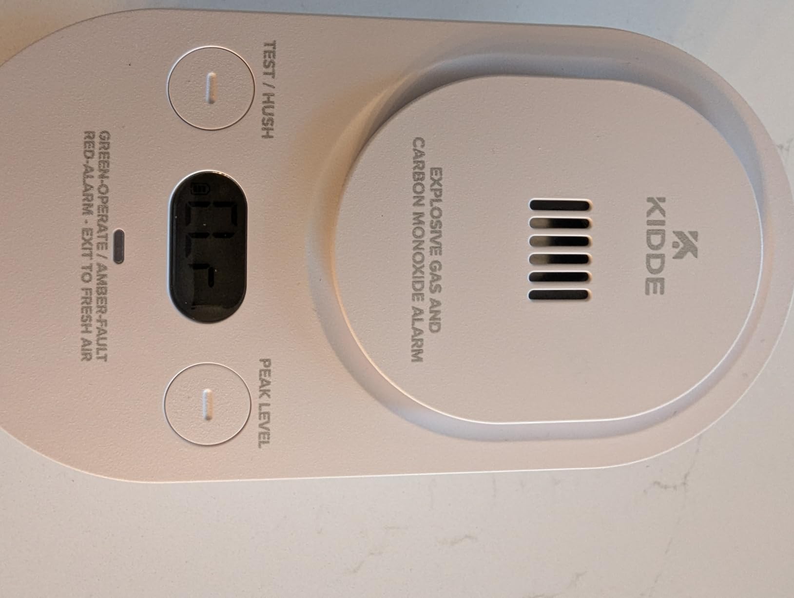 Kidde Carbon Monoxide + Explosive Gas, Natural Gas & Propane Alarm, Plug-in with 9V Battery Backup, Digital Display, 85 dB Alarm, LED Status Indicators, 3rd Edition customer photo 1