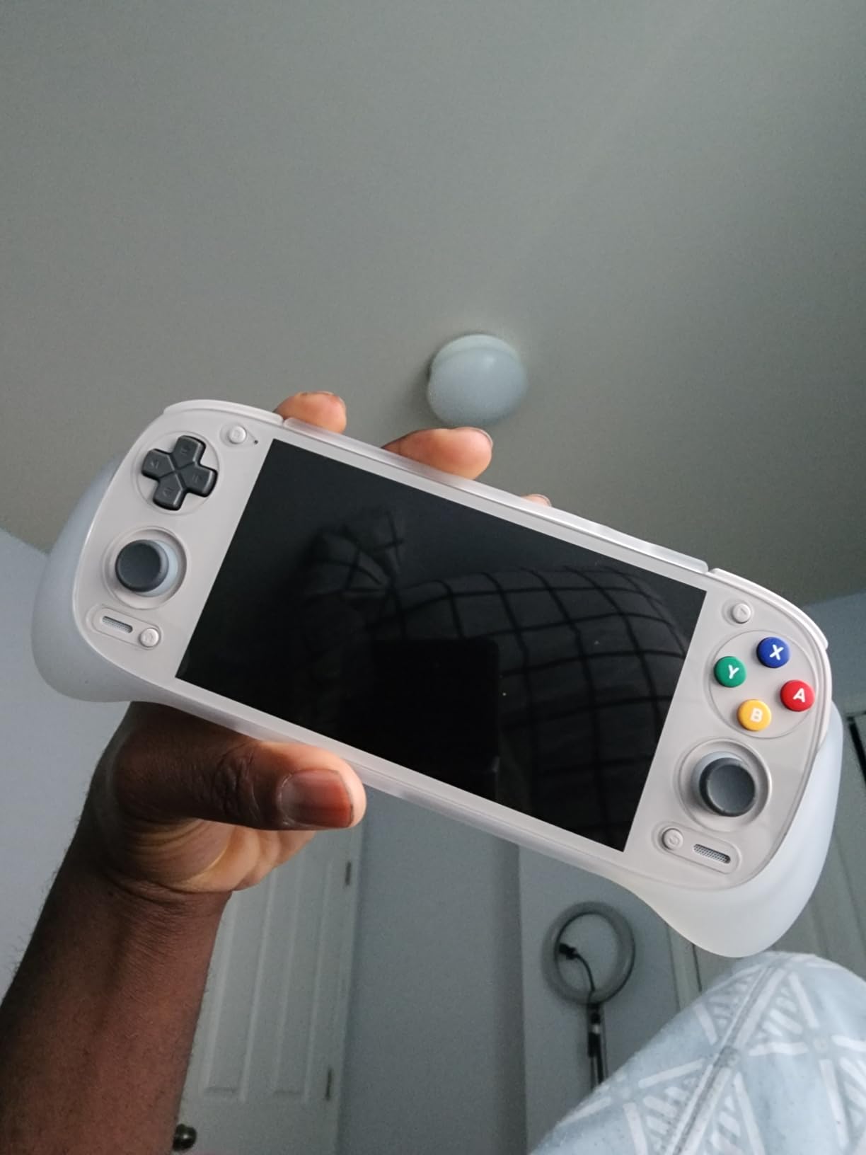 Retroid Pocket 5 Retro Handheld Game Console, 8+128G, 5.5-inch Touchscreen 1080p Portable Android Gaming Handheld customer photo 1