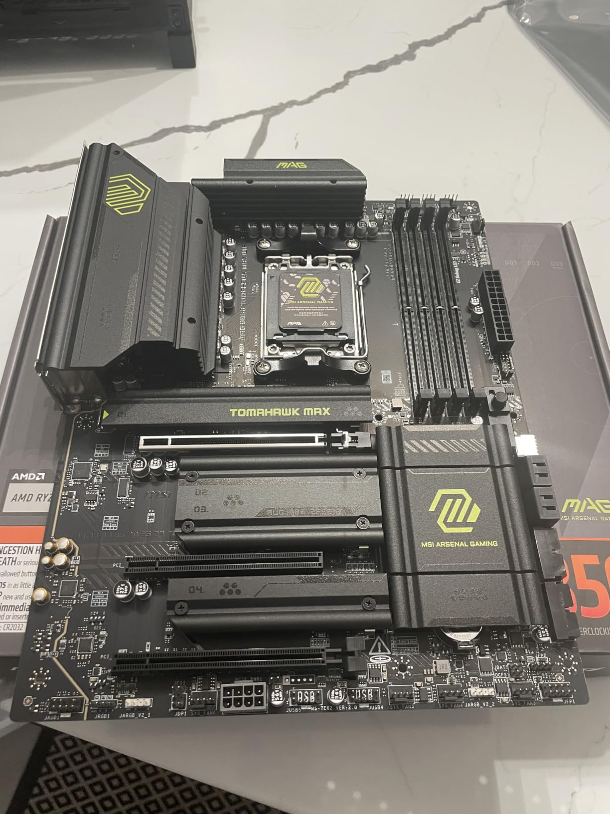 MSI MAG B850 Tomahawk MAX WiFi Motherboard, ATX - Supports AMD Ryzen 9000/8000/7000 Processors, AM5-80A SPS VRM, DDR5 Memory Boost 8400+ MT/s (OC), PCIe 5.0 x16, M.2 Gen5, Wi-Fi 7, 5G LAN customer photo 2