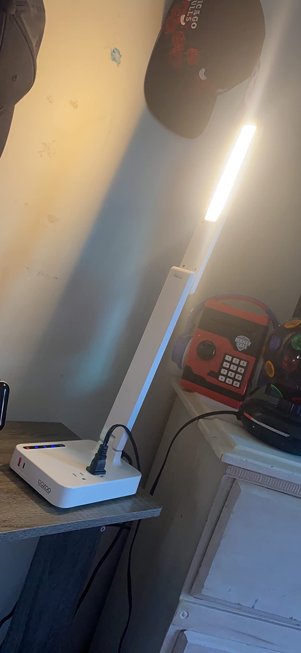 cozoo LED Desk Lamp for Home Office, 15W Bright Desk Light with Wireless Charger Pen Holder, Gooseneck Small Table Lamp for Bedroom, Study, Reading, Work, Task, Craft, College Dorm Room Accessories customer photo 1