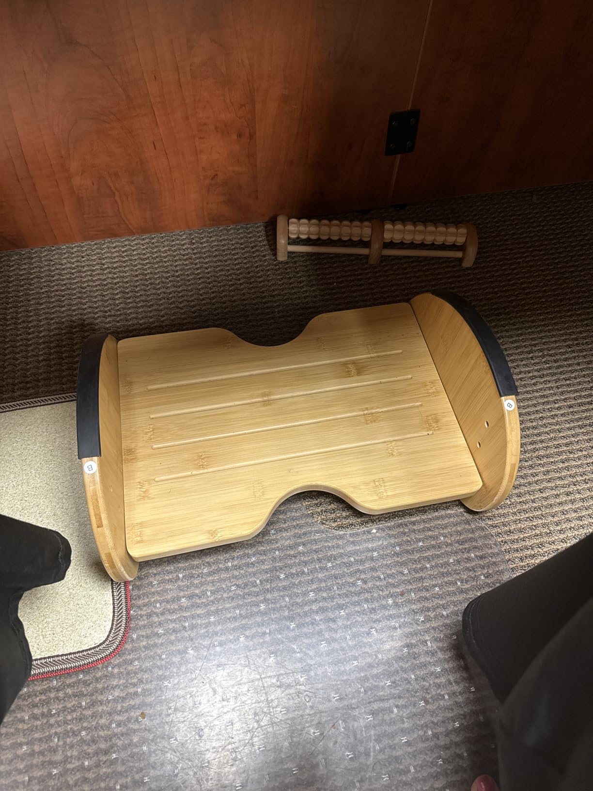 Amazer Bamboo Foot Rest for Under Desk at Work, 2-in-1 Reversible Rocking Footrest Adjustable Foot Stool, Ergonomic Footrest for Under Gaming Desk customer photo 1