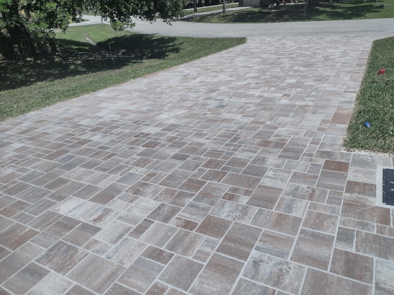 McKinnon Concrete Sealer, Paver Sealer 5 Gallon, Penetrating Semi Gloss Wet Look, Outdoor/Indoor, Concrete, Brick, Natural Stone, Limestone, Rock, Cement, Flagstone, Stucco, Pool Decks customer photo 2