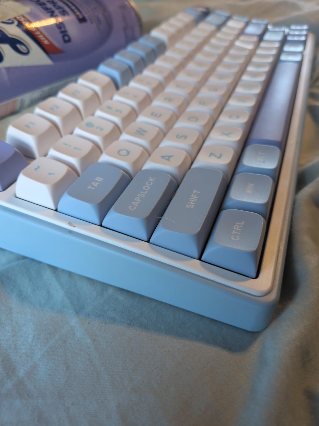 RK ROYAL KLUDGE R75 Mechanical Keyboard Wired with Volume Knob, 75% Keyboard Gasket Mounted, Hot Swappable, Creamy Sound, MDA Profile, PBT Keycaps, Pink customer photo 1