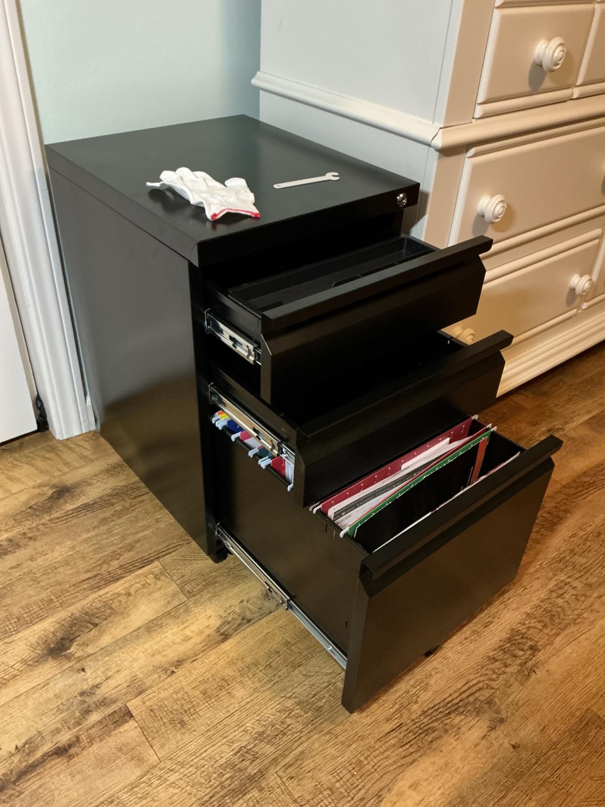 Greenvelly 3 Drawer Mobile File Cabinet with Lock, Fully Assembled Rolling File Cabinet Except Casters, Under Desk File Cabinet with Wheels for Home Office Fit Legal/Letter/A4 File (Assembled, White) customer photo 1