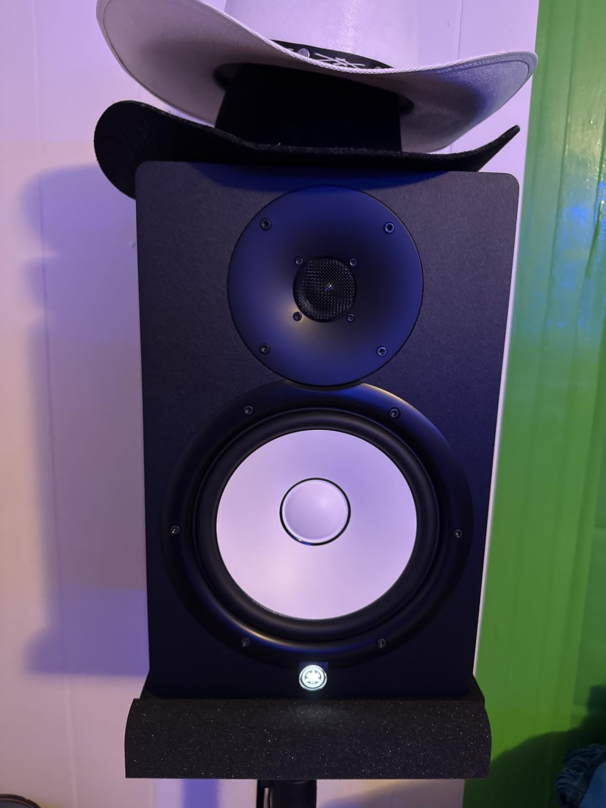 Yamaha HS8 Studio Monitor Powered Studio Monitor Pair - Slate Grey customer photo 1