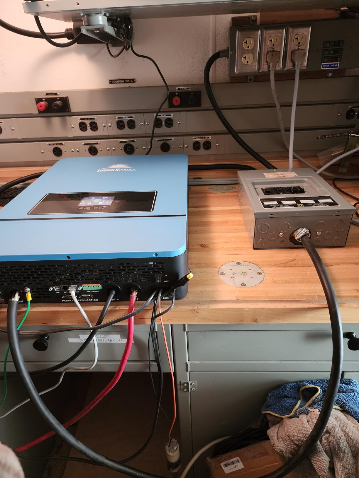 SUNGOLDPOWER 10000W 48V Solar Inverter, Built-in 2 MPPTs, Max 200A Battery Charging, Split Phase AC Input/Output 120V/240V (settable), Pure Sine Wave (WiFi and BMS COMM) UL1741 SPH10048P customer photo 2