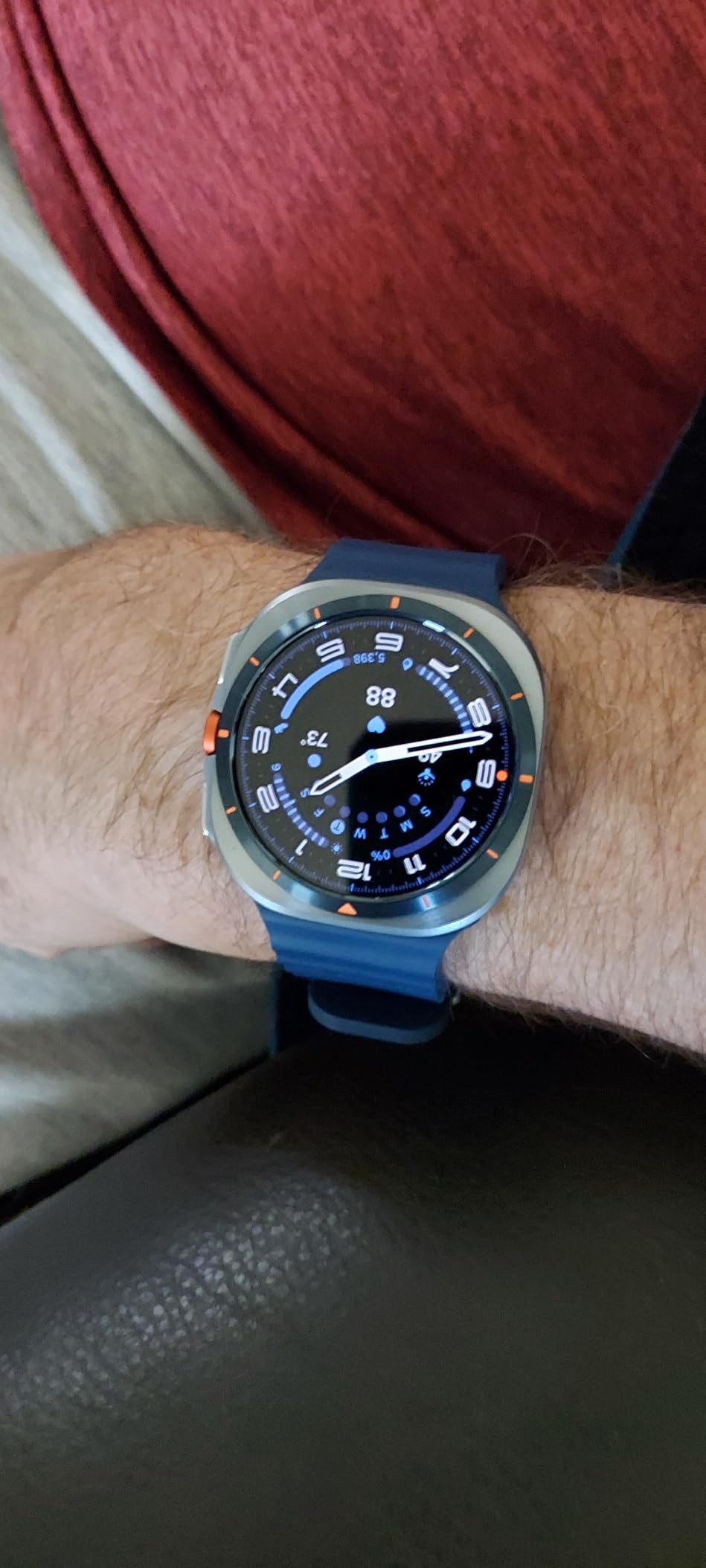 Galaxy Watch Ultra (2025) 47mm LTE Smartwatch, Titanium Casing, Advanced Sleep Coaching, Running Coach, Energy Score, Heart Rate Tracking, GPS, Titanium Silver [US Version, 2 Yr Warranty] customer photo 1