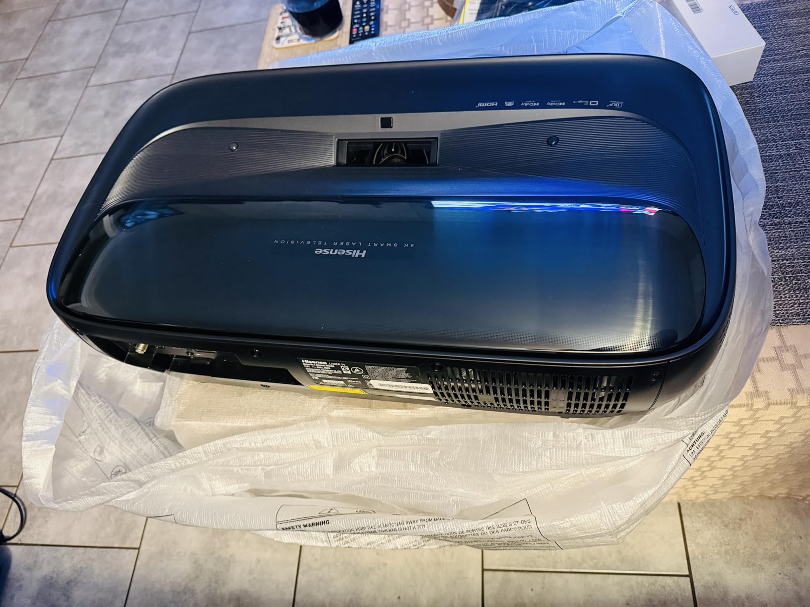 Hisense 100L9H-RB L9 Series 4K TriChroma Projector, 3000 ANSI Lumens, Dolby Vision & Atmos, Black - Certified Refurbished customer photo 2