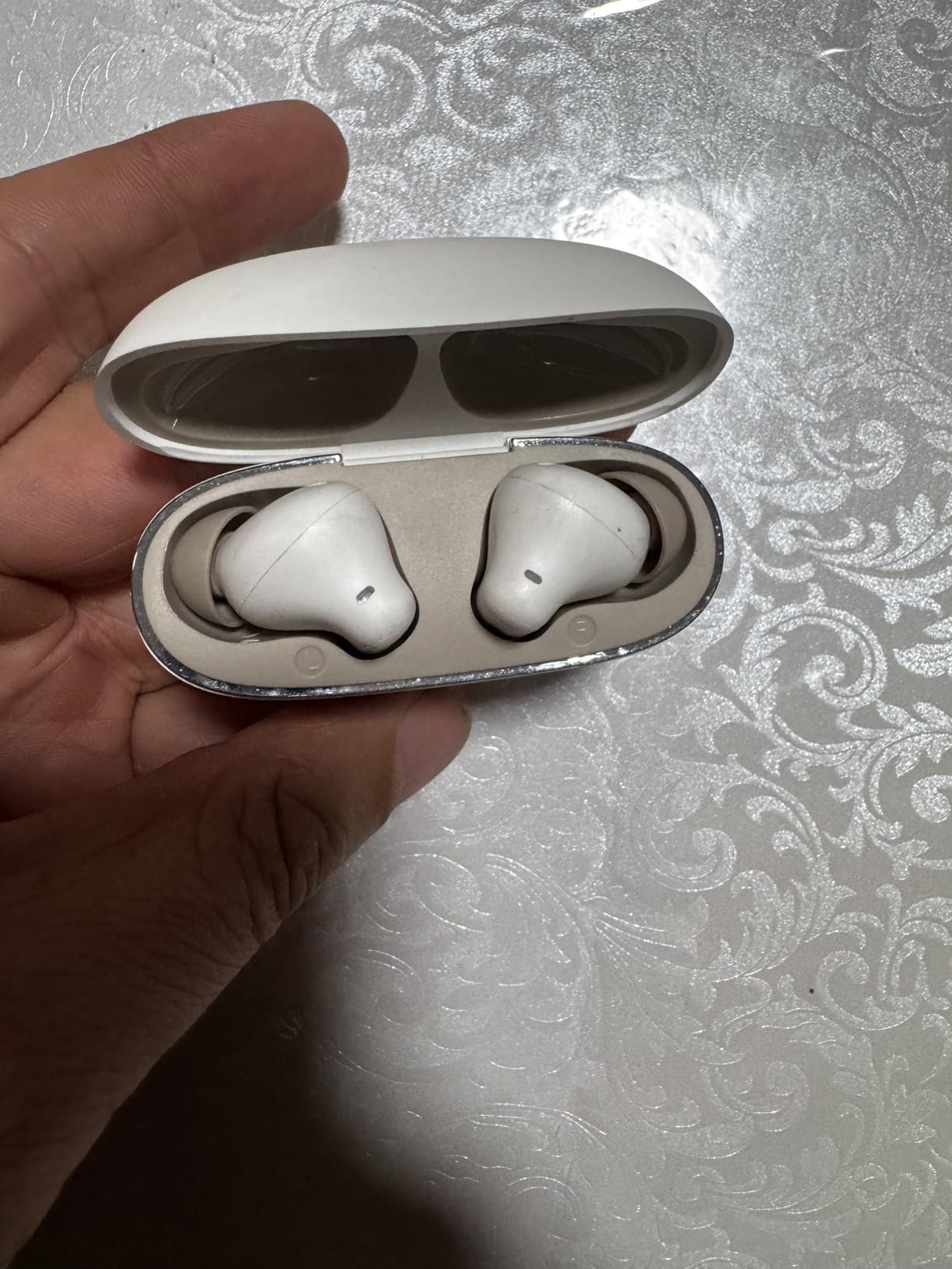 Polypal P1 7 in 1 AI Translation Earbuds, Supports 138 Languages, Real-Time Spanish English Interpreter Headphones, Ideal for Live Speech, Online Learning, Travel, APP Work with iOS and Android customer photo 1