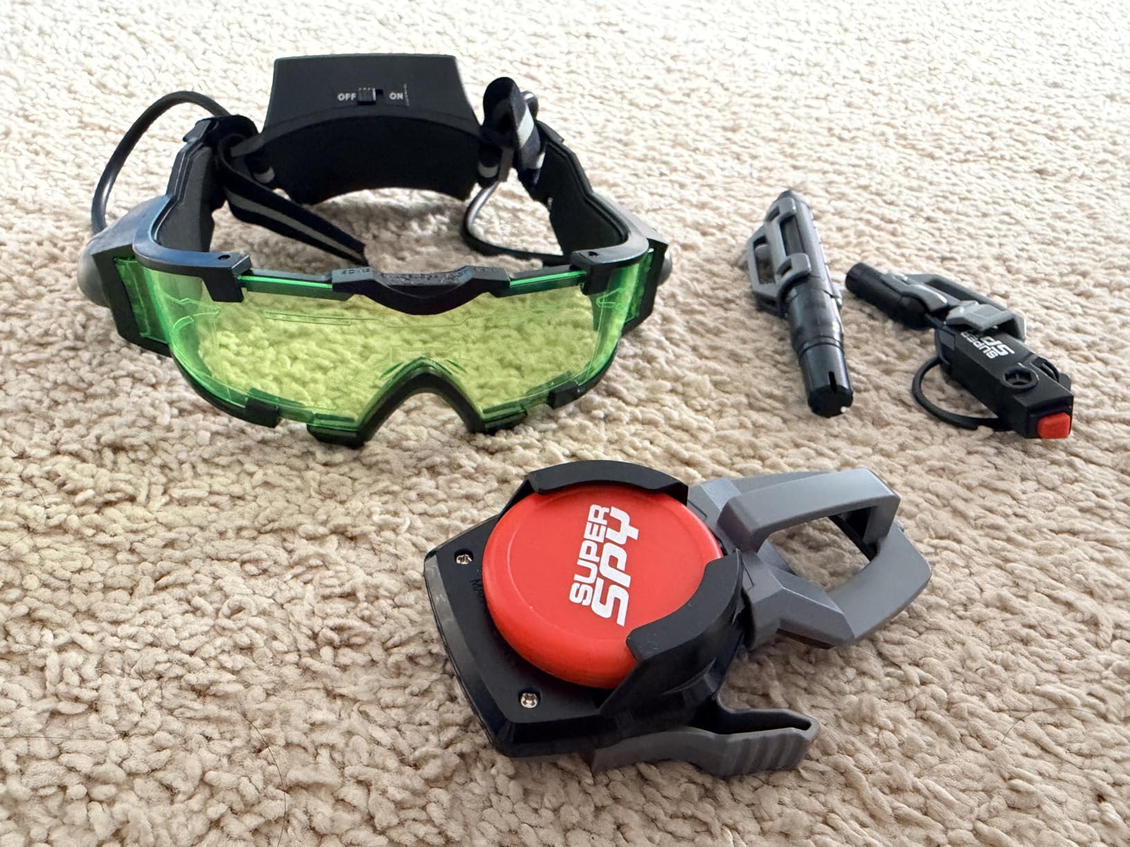 Kids Night Vision Goggles Spy Kit, 4 Pcs Spy Gear Toys Set, Cool Night Mission Goggles with Flip-Out Light/Invisible Ink Pen/Ear Light/Frisbee Shooter customer photo 1