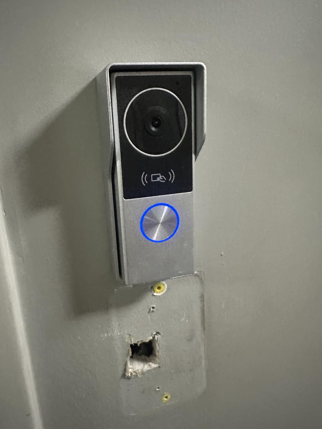 2-Wired Doorbell Camera with Monitor, Video Doorbell Intercom System with keypad,keypad video intercom with 1080P 7-inch Touch Screen, Tuya App Remote, Password Unlock, Waterproof, No Subscription customer photo 1