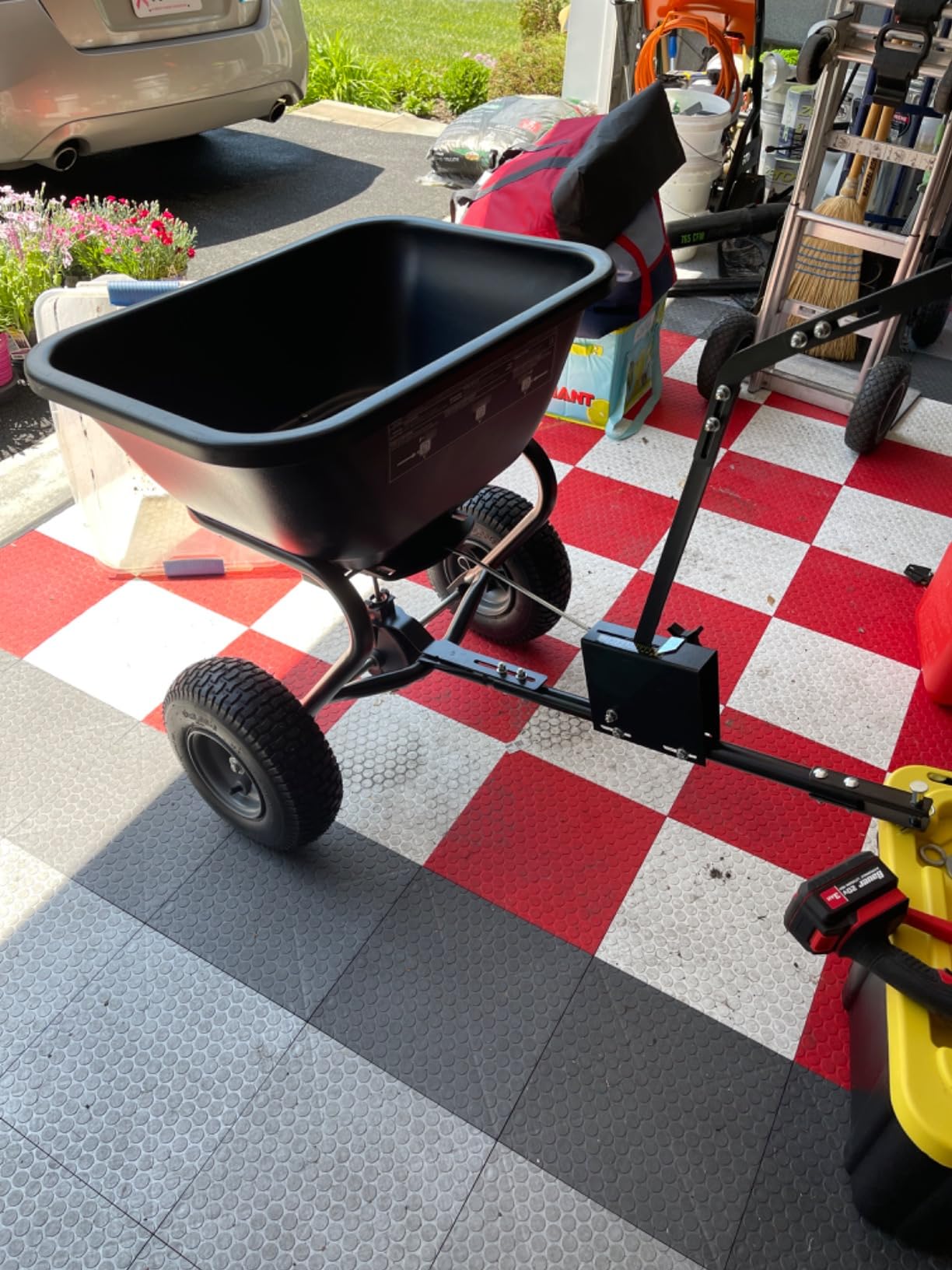 Brinly BS26BH-A Tow Behind Broadcast Spreader with Universal Hitch, 125 lb. Capacity customer photo 1