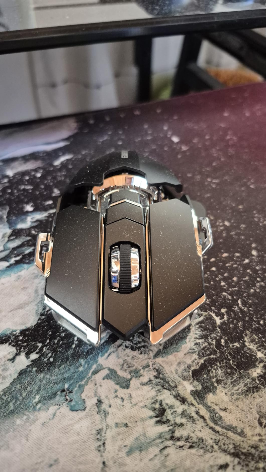 EWEADN G5 Wireless Gaming mouse, 12800 Adjustable DPI Ergonomic Mouse with 6 RGB Backlit Modes, Rapid Fire Key, 9 Programmable Macro Buttons, Rechargeable Bluetooth Mouse for PC/Mac/Laptop - White customer photo 1