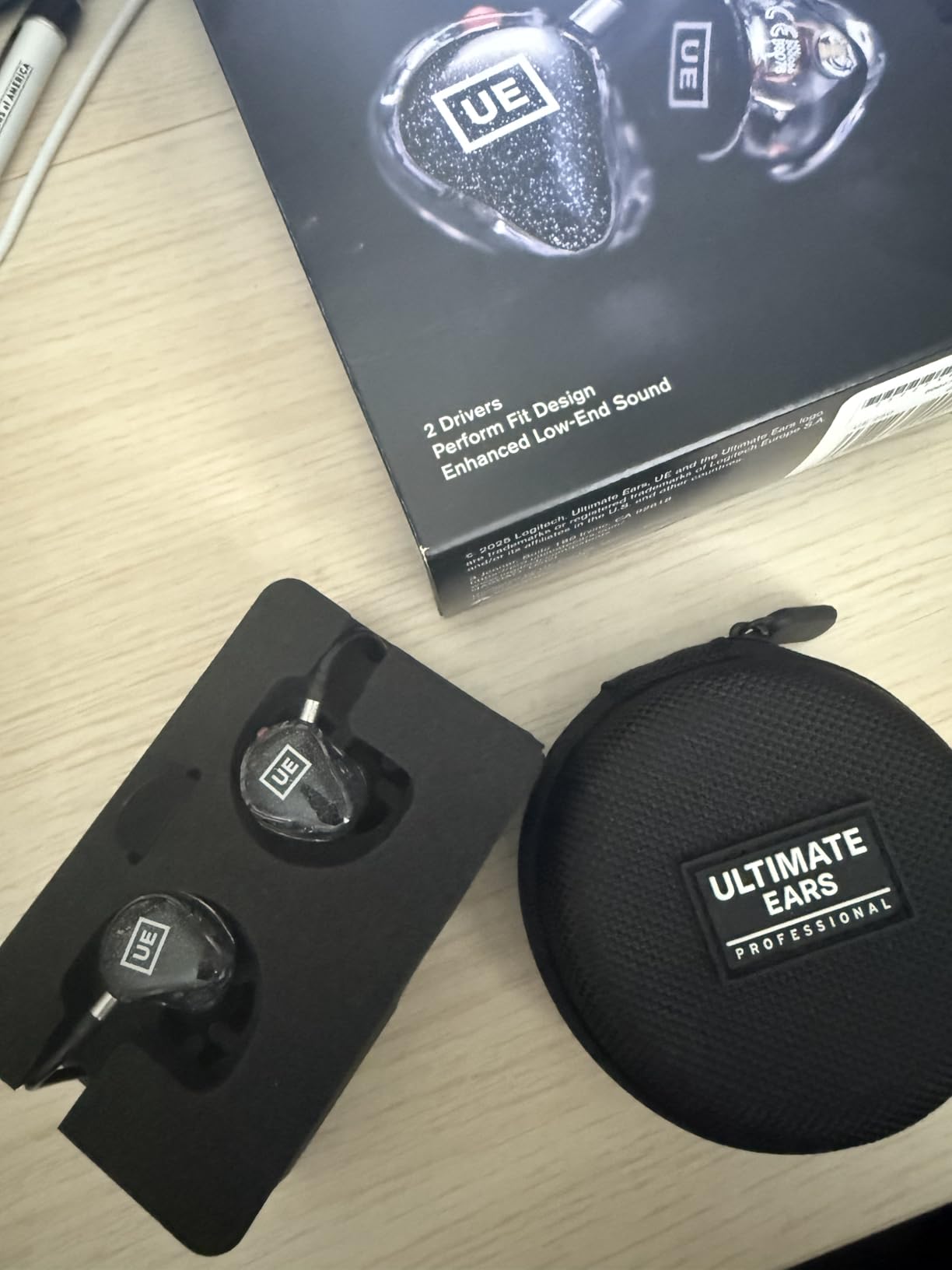 UE 350 Universal in-Ear Monitors, Triple Driver Stage Monitors with Exceptional Headroom for Musicians & Audio Engineers, 1 Pair customer photo 1