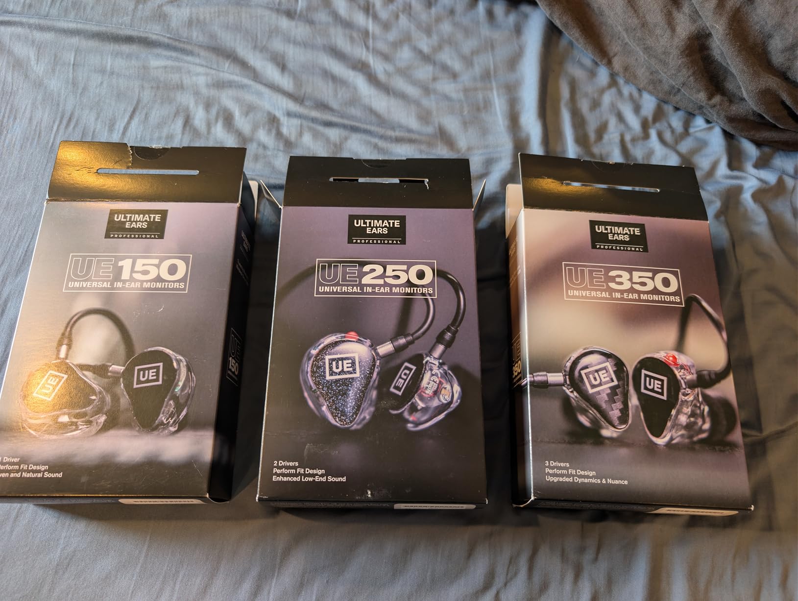 UE 350 Universal in-Ear Monitors, Triple Driver Stage Monitors with Exceptional Headroom for Musicians & Audio Engineers, 1 Pair customer photo 2