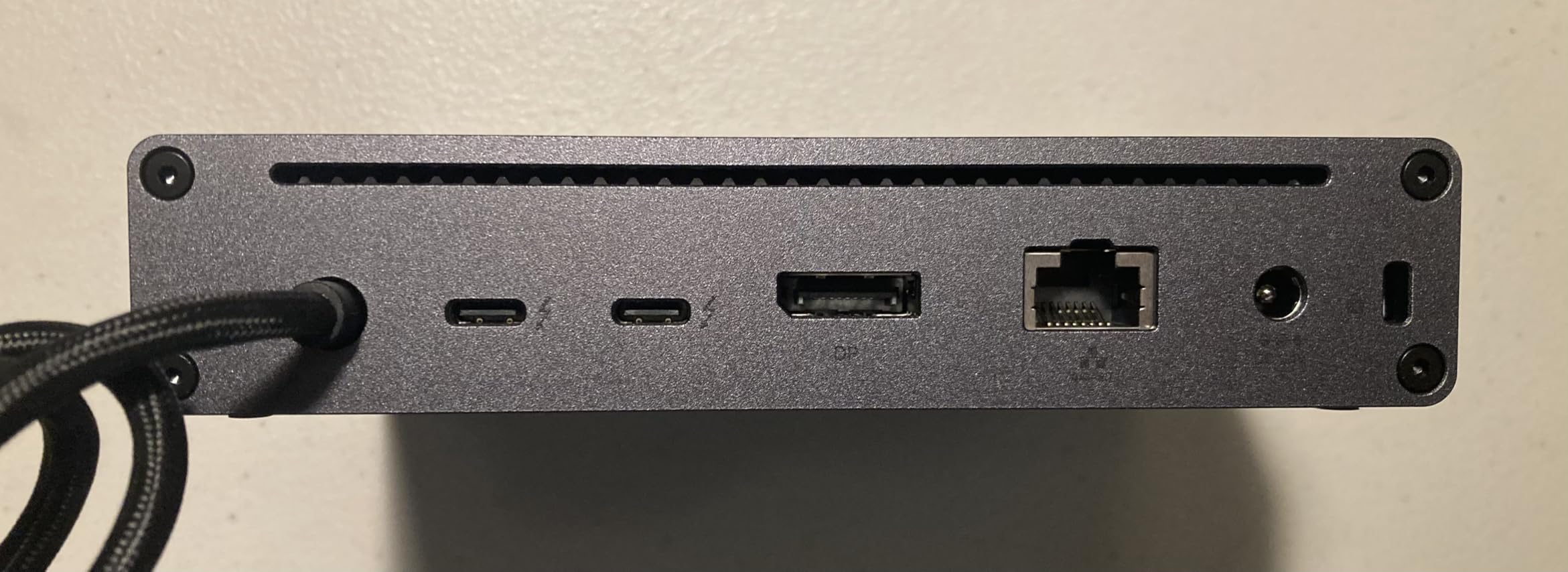 UGREEN Maxidok Thunderbolt 5 Hub Revodok 10 in 1, 120Gbps with 3×TBT5 (Single 8K / Dual 6K60Hz), 140W Total Power, DP2.1, Gigabit Ethernet, SD/TF 3.0 Docking Station for MacBooks and Windows Laptops customer photo 1