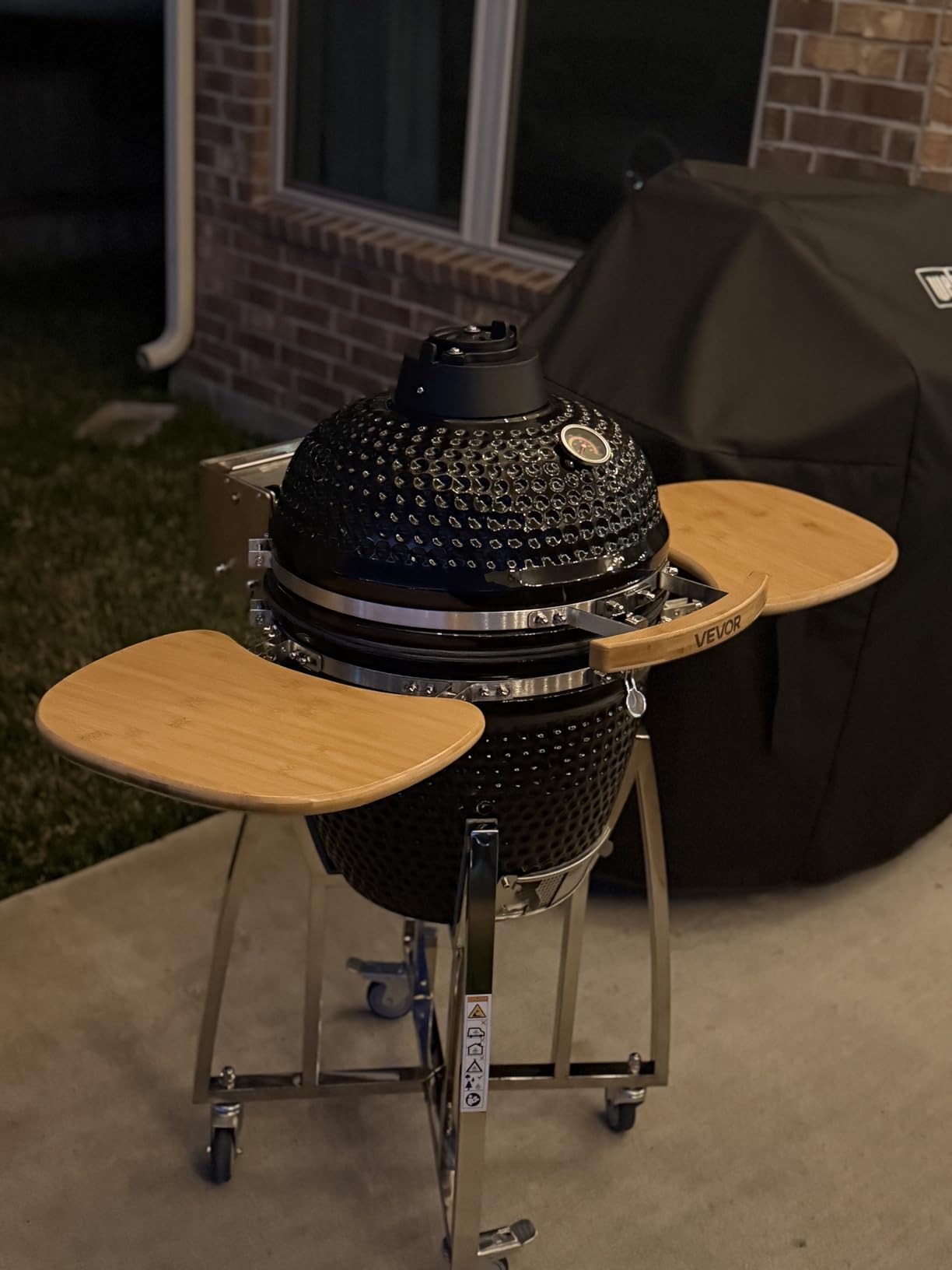 VEVOR Charcoal Smoker and Grill, 18 inch Kamado Charcoal BBQ Smoker, Movable Ceramic Barbecue Grill with 4 Wheels, Built-in Thermometer, Air Vents and Side Shelf for Outdoor Patio Yard Cooking customer photo 1