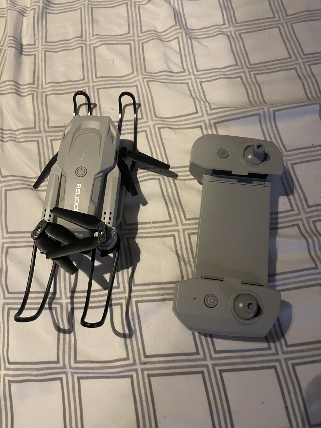 Drone with 1080P Camera - Foldable Remote Control Quadcopter with Gesture Control, 3D Flip, One Key Start, Emergency Stop, 2 Batteries, Easier to use, Toy for Adults Beginners customer photo 2