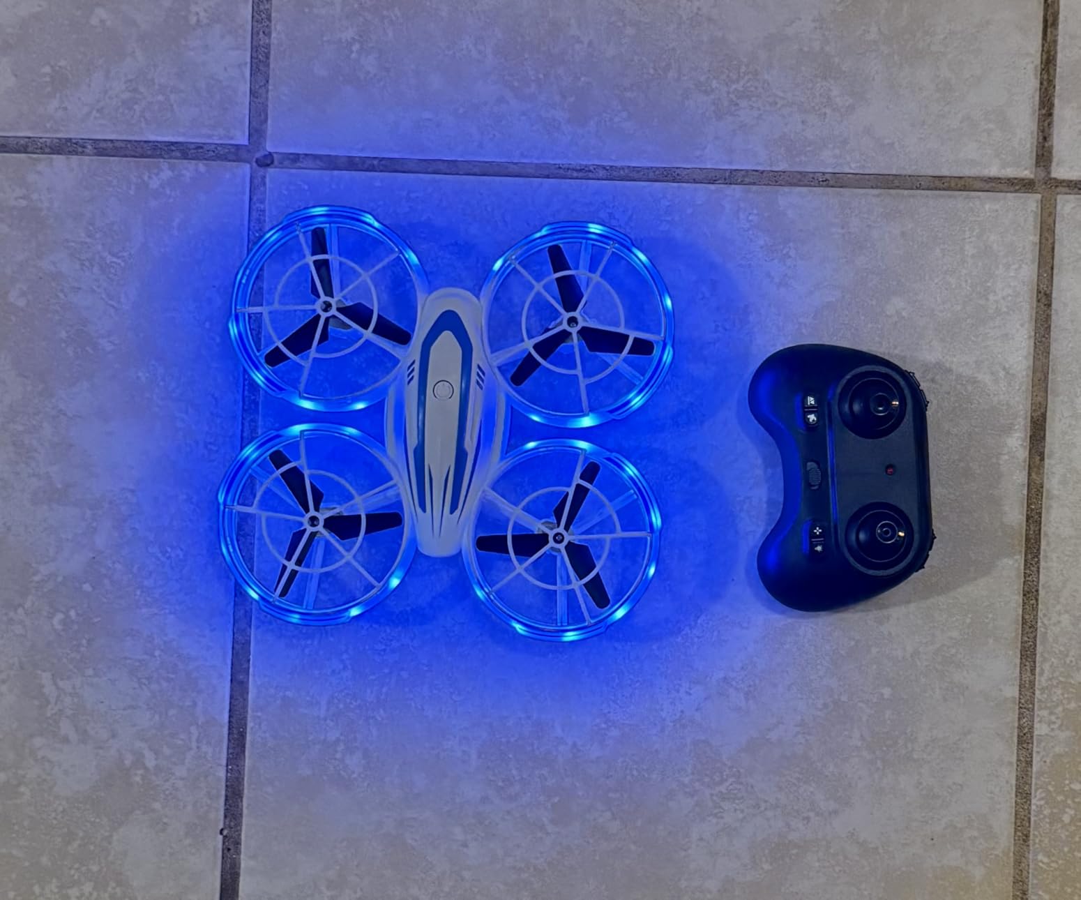Mini Drone for Kids Beginners, RC Quadcopter Drone with Colorful Light, One Key Start, Altitude Hold, Headless Mode, 3D Flips, Indoor RC Helicopter Toy for Boys and Girls customer photo 1