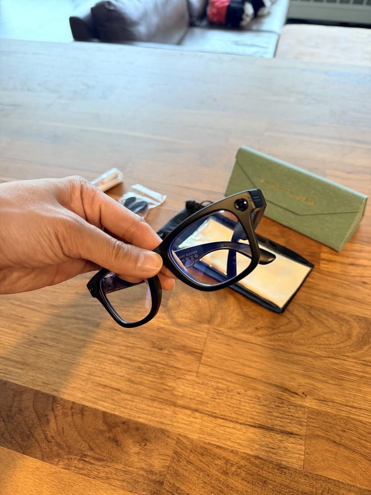 Upgraded Ai Smart Glasses with Camera, 800w Anti-Shake Camera Glasses, Real-Time Translation, Ai Object Recognition, Voice Assistant, Blue Light Glasses customer photo 1