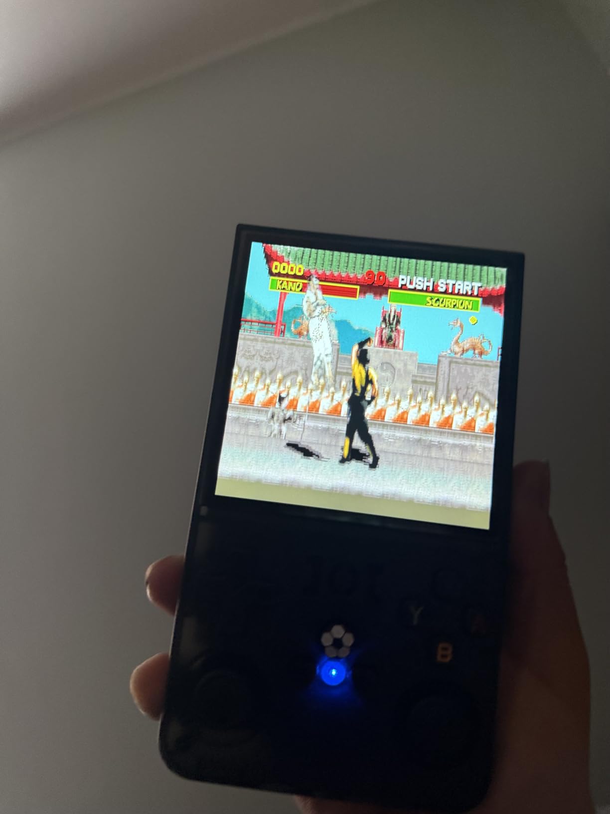 R36MAX Powkiddy Retro Handheld Game Console Black 64GB - 4.0-inch IPS 4000mAh 30+ Emulators customer photo 2