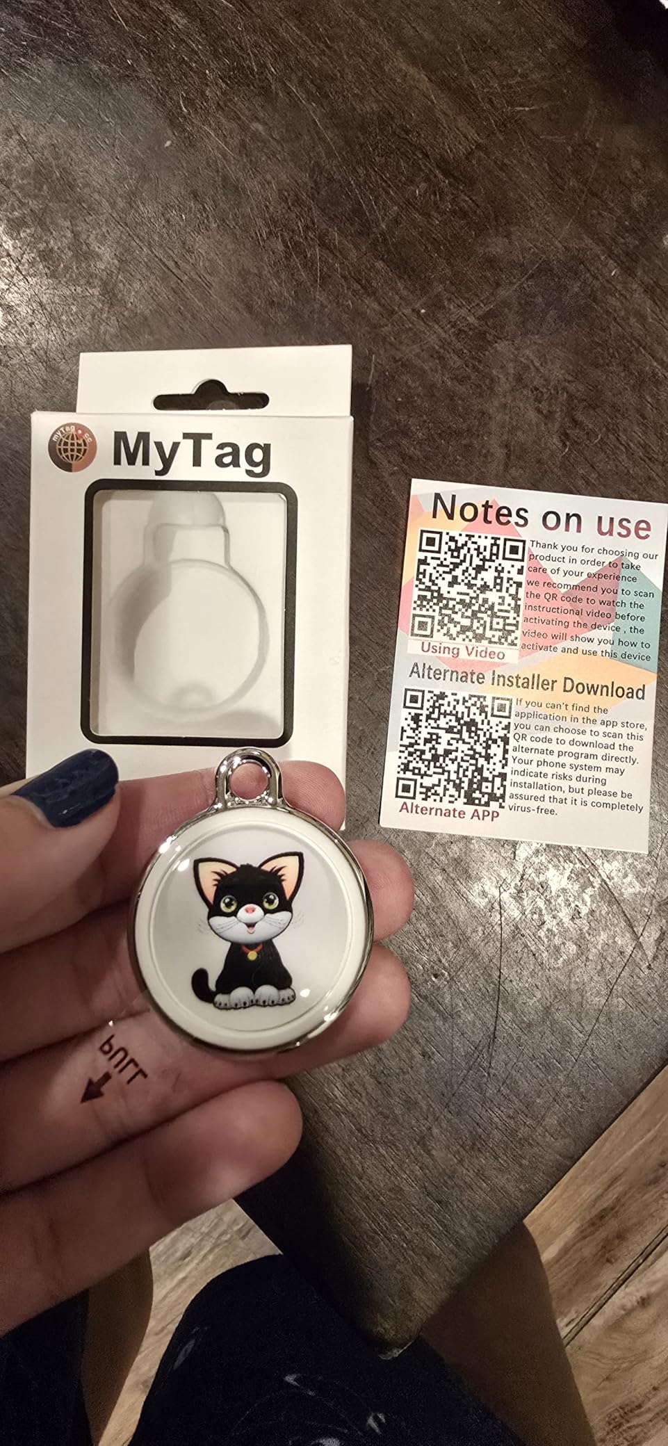 Smart GPS Tracker for Dogs, Mini Easy to Use Cat GPS Tracker, Waterproof and Drop-Proof, Real-time Positioning Smart Alarm Pet Tracker, Extra Long Battery Life of 365 Day, No Subscription (Android & iOS) customer photo 1
