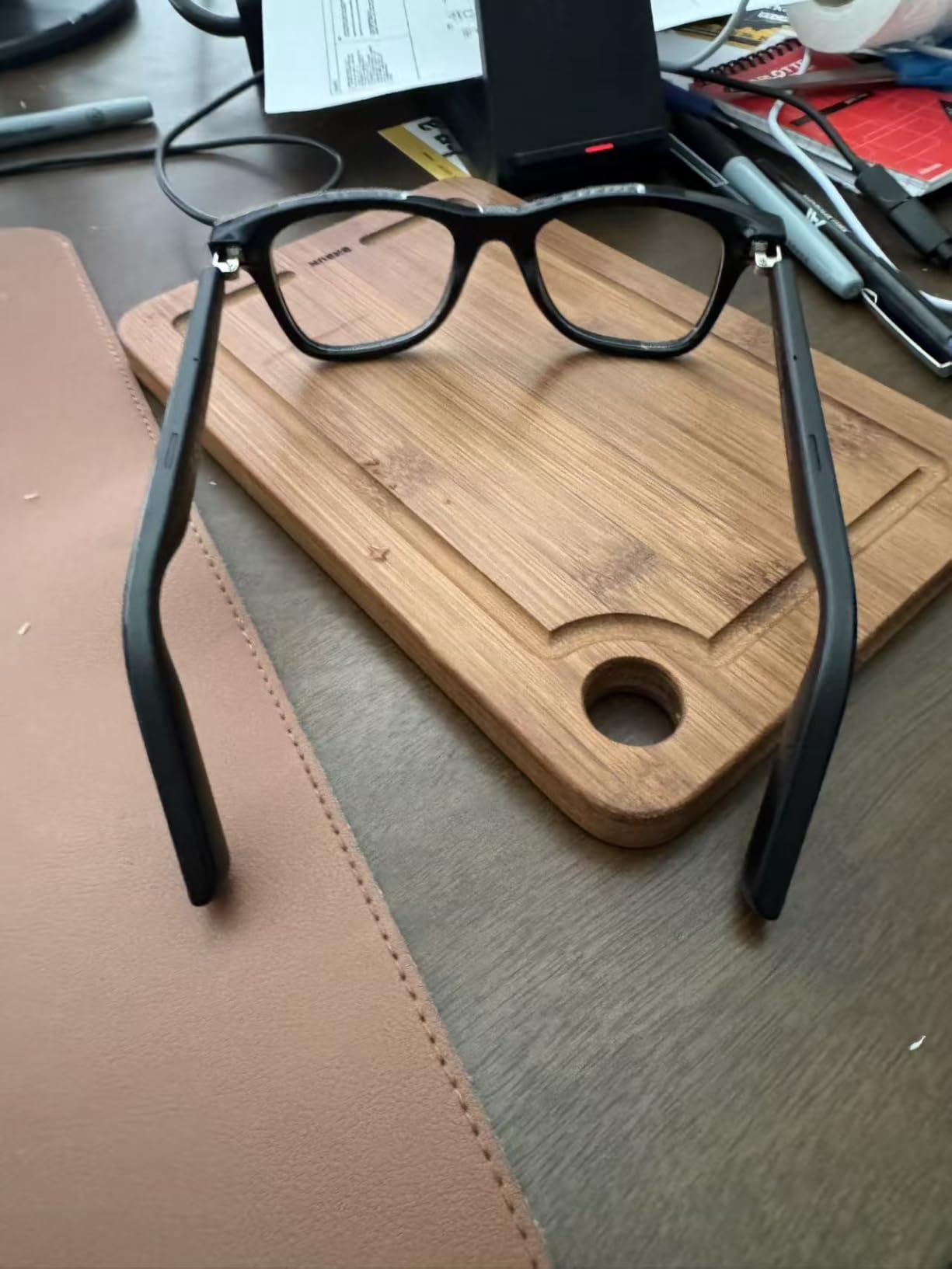 GetD 2026 AI Glasses for Men & Women, Smart Glasses Powered by ChatGPT, AI Real-time Translation with 145 Languages, 11H Music Play, Bluetooth Glasses with Photochromic Lens customer photo 2