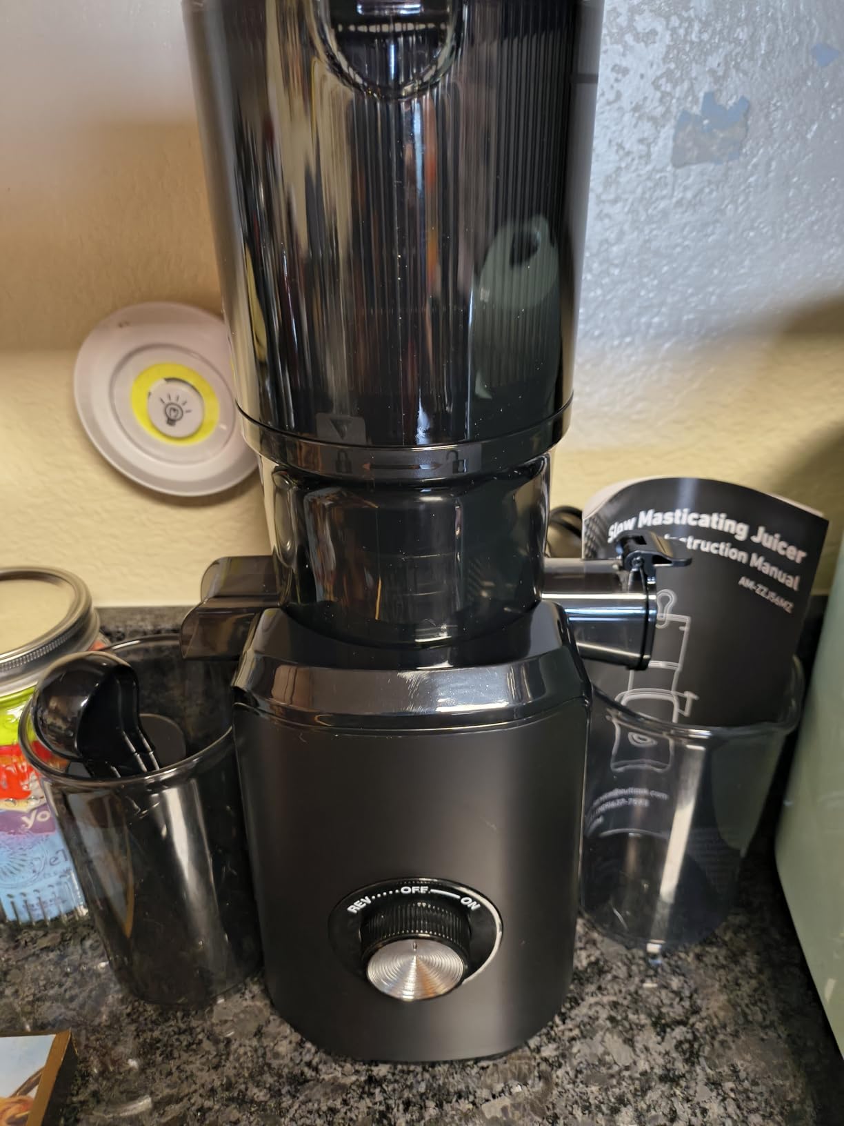 NEWBULIG Cold Press Juicer Machines, Masticating Juicer with High Juice Yield, Reverse Function, Stops Oxidation and Easy to Clean for Vegetables & Fruits, Black customer photo 1