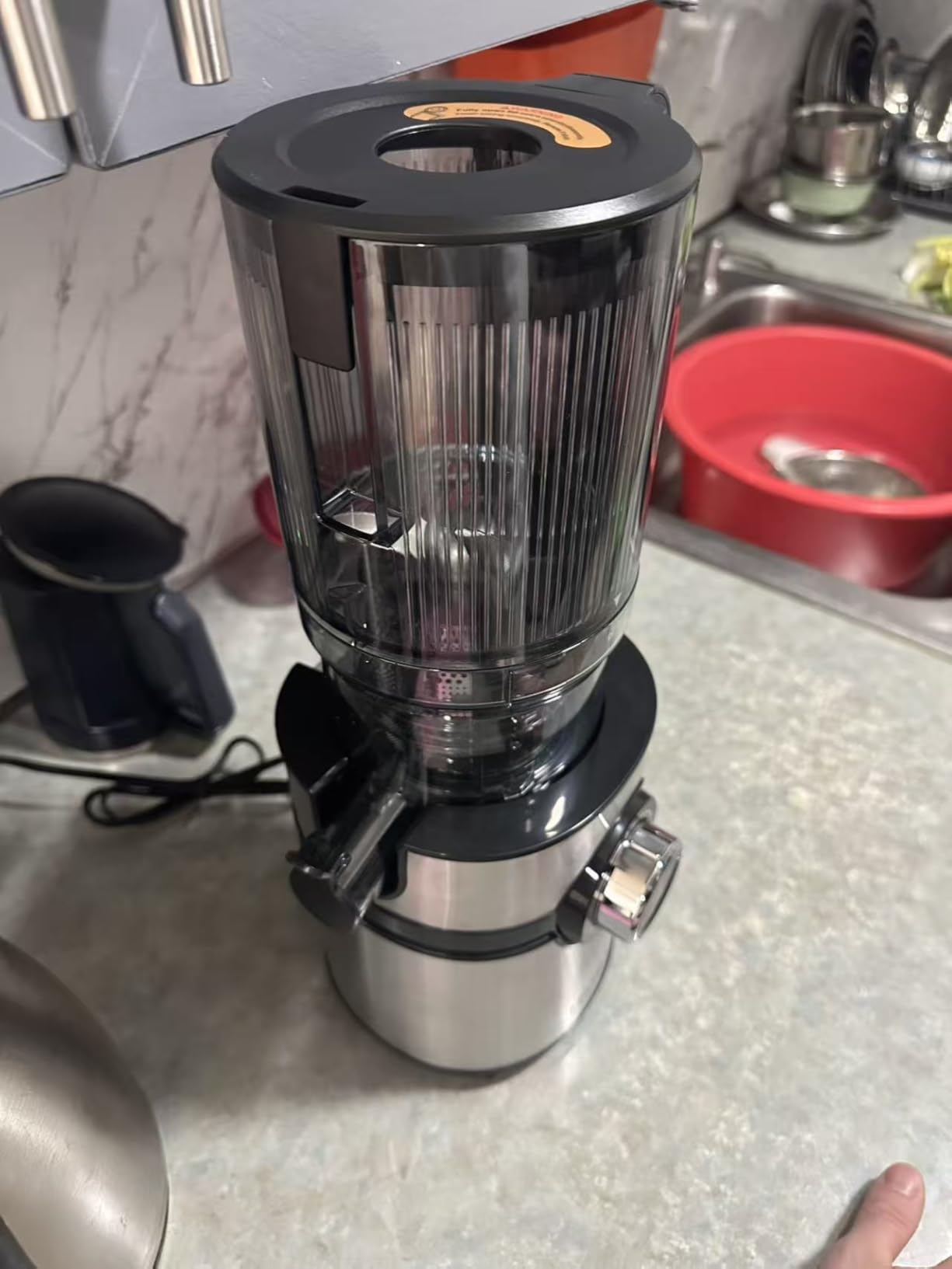 Cold Press Juicer, 5.5inch Wide Feed Chute Juicer Machine, Slow Masticating Juicer for Whole Vegetables & Fruits, Gray customer photo 1