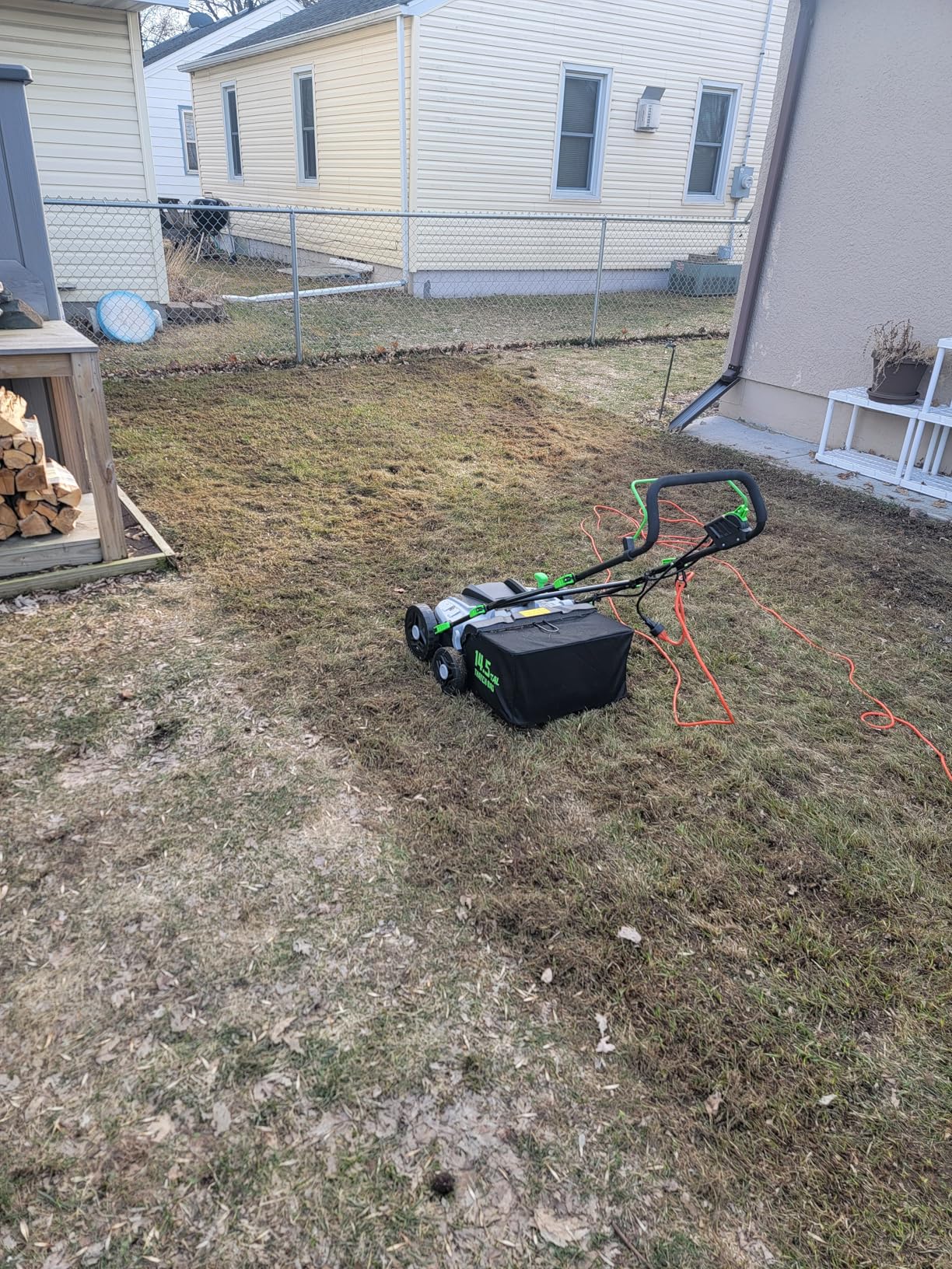 16-Inch 15.5 Amp 2-in-1 Electric Dethatcher and Scarifier with 14.5-Gallon Collection Bag - Orange customer photo 2