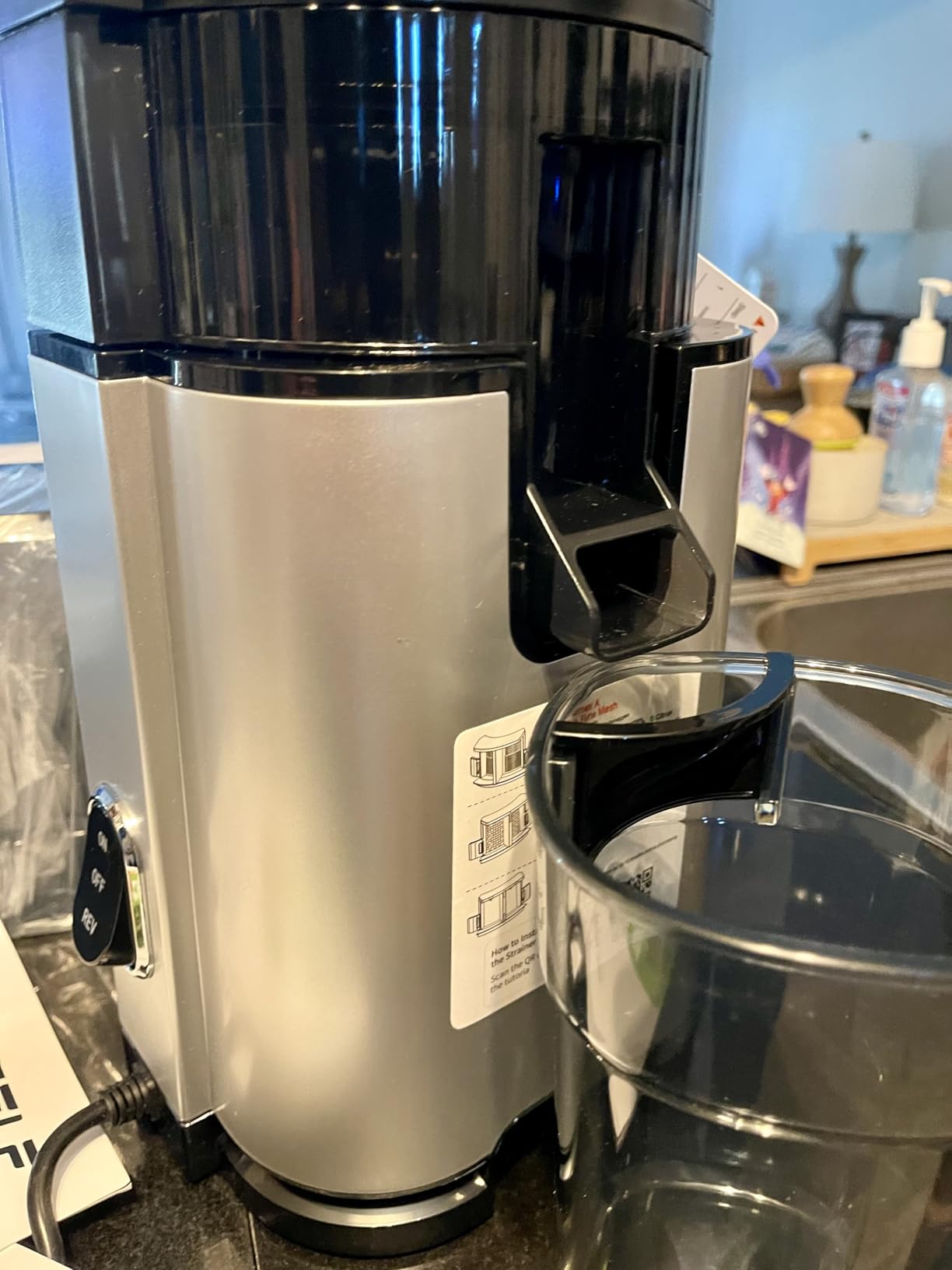 Juicer Machines with 3 Filters (For Juice/Sorbet/Nut Milk), Masticating Juicer With Wide Mouth Hopper for Vegetables & Fruits, Self Feeding & Hands-Free Juicer With Pusher, Premium Black customer photo 1