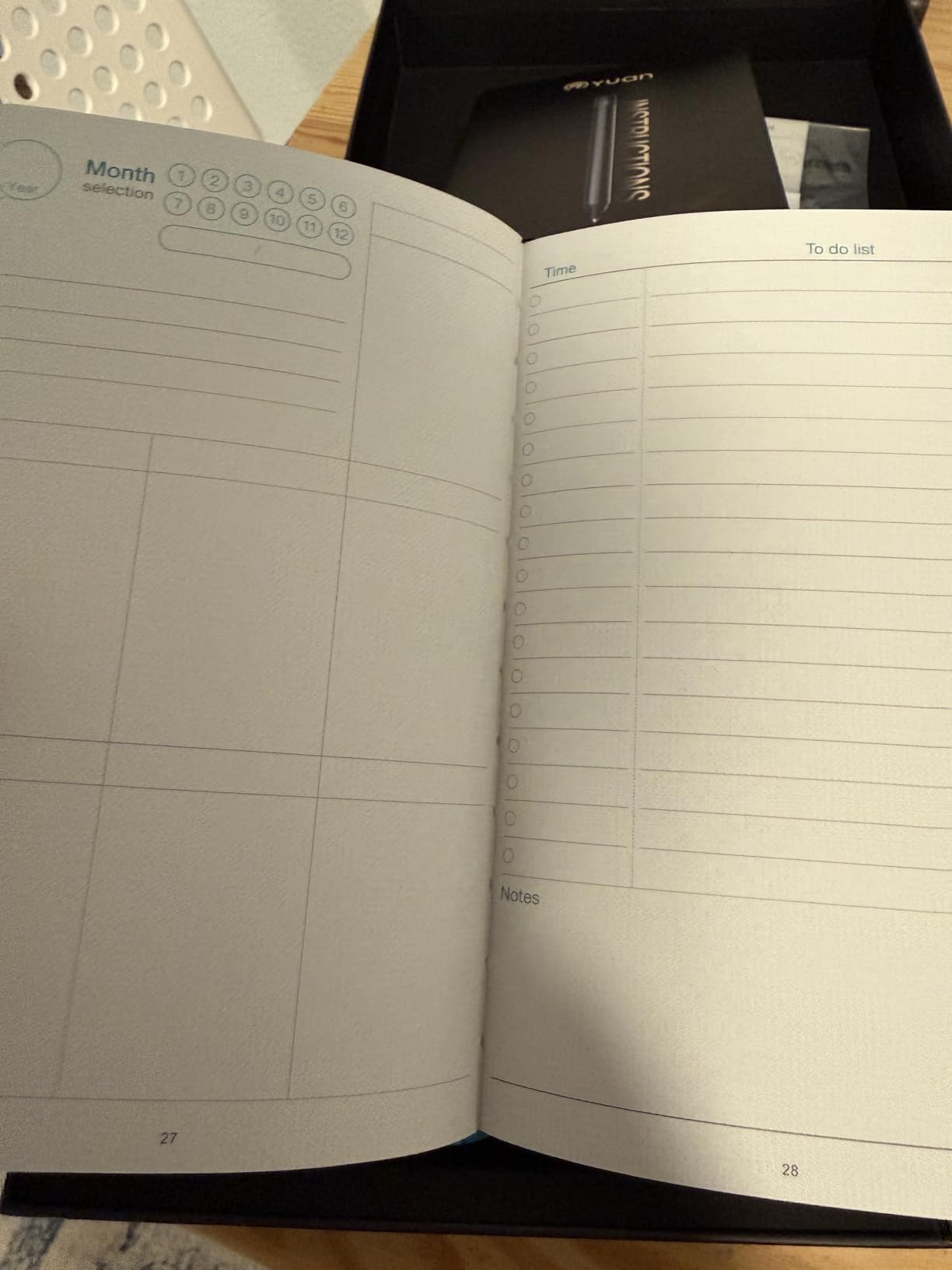 Yuan Smart Writing Notebook Set, Full Year Weekly Planner with To Do List, Grid & Lined Pages, Real-Time Sync Handwriting to Phone & Tablet, No Scanning Required, Brown Band customer photo 1