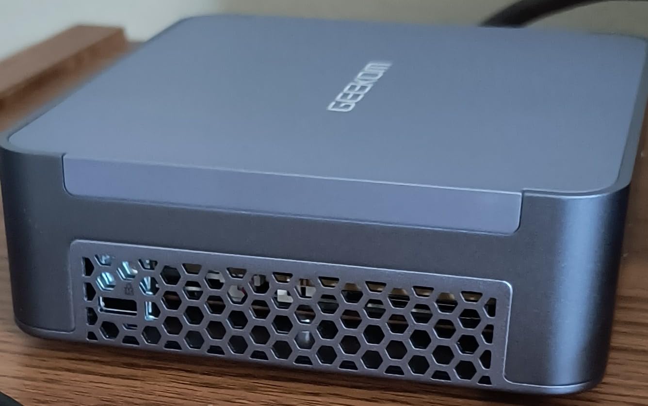 GEEKOM A9 Max AI Mini PC with AMD Ryzen AI 9 HX 370 (80 Tops), Copilot+ PC, Radeon 890M, 32GB DDR5, 1TB SSD, Win 11 Pro, WiFi 7, BT 5.4, USB4, HDMI 2.1 customer photo 1