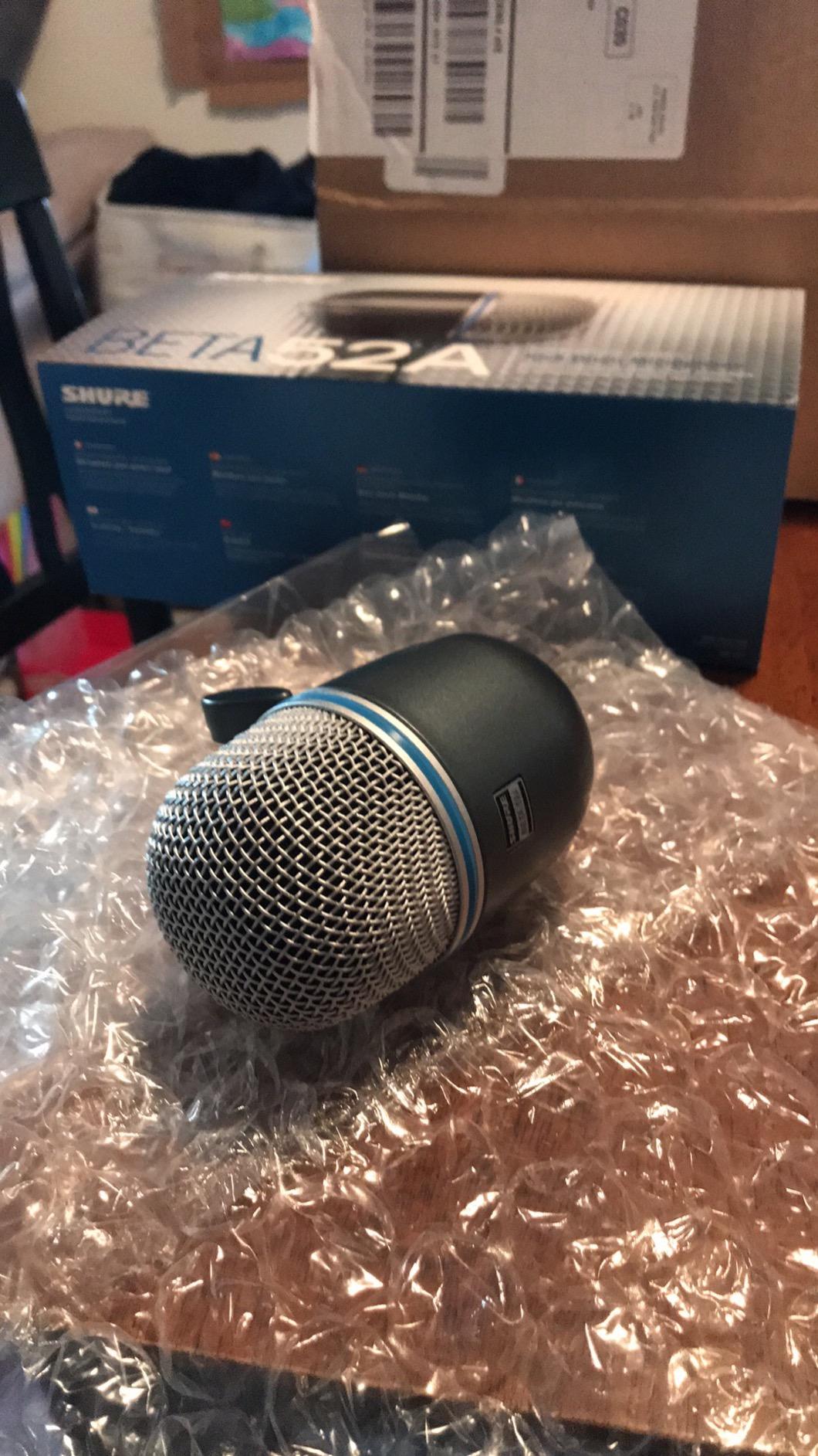 Shure BETA 52A Kick Drum Microphone - Supercardioid Dynamic Mic with High Output Neodymium Element customer photo 1