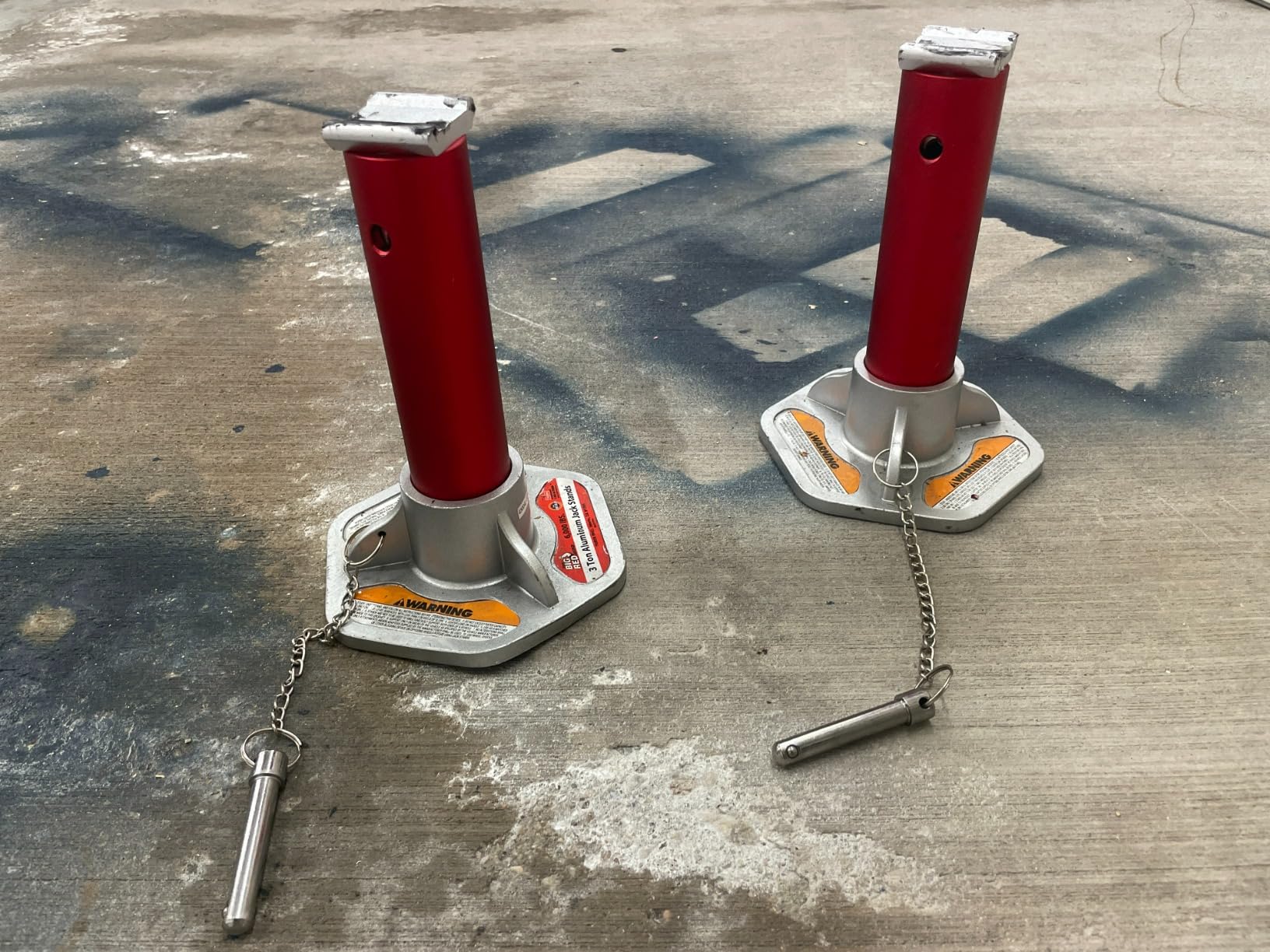 BIG RED T43004 Torin Aluminum Jack Stands with Locking Support Pins: 3 Ton (6,000 lb) Capacity, Red/Silver, 1 Pair customer photo 2
