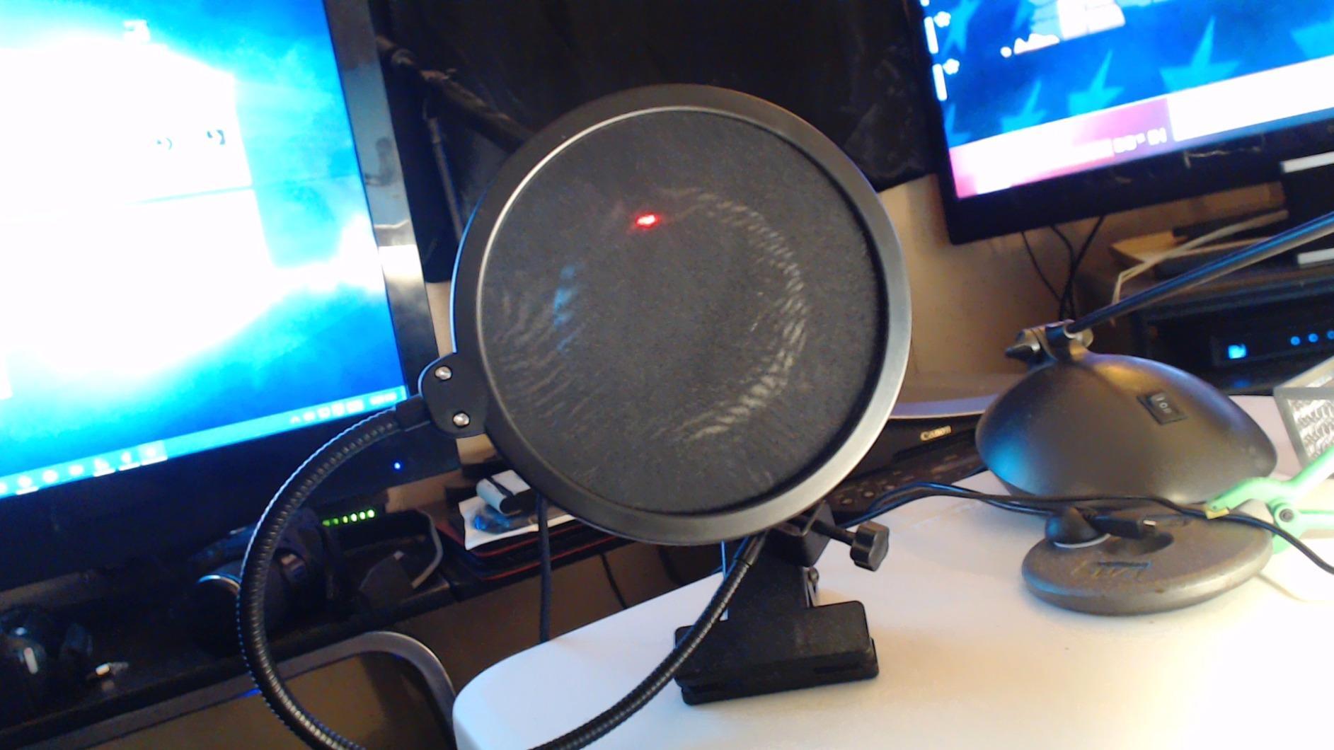 Dragonpad USA Microphone Pop Filter, Flexible Gooseneck Mount and Double Layer Sound Shield Guard Windscreen customer photo 1