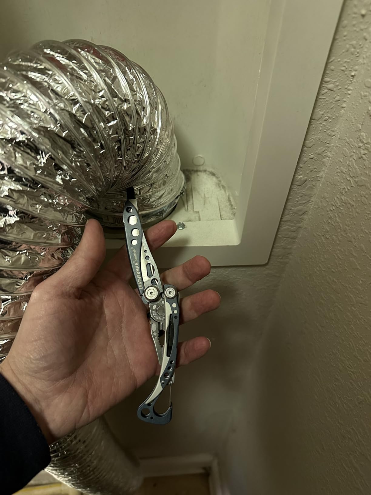 LEATHERMAN Skeletool, 7-in-1 Lightweight, Minimalist Multi-tool for Everyday Carry (EDC), Stainless Steel customer photo 2