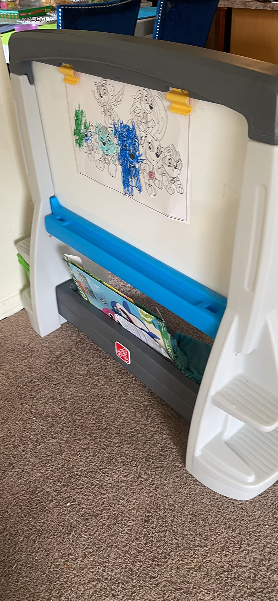 Step2 Jumbo Art Easel, Kids Art Activity Table, Double-Sided Dry Erase and Chalkboard, Storage Bins and Trays, For Toddlers and Preschoolers Ages 3+ Years Old customer photo 1