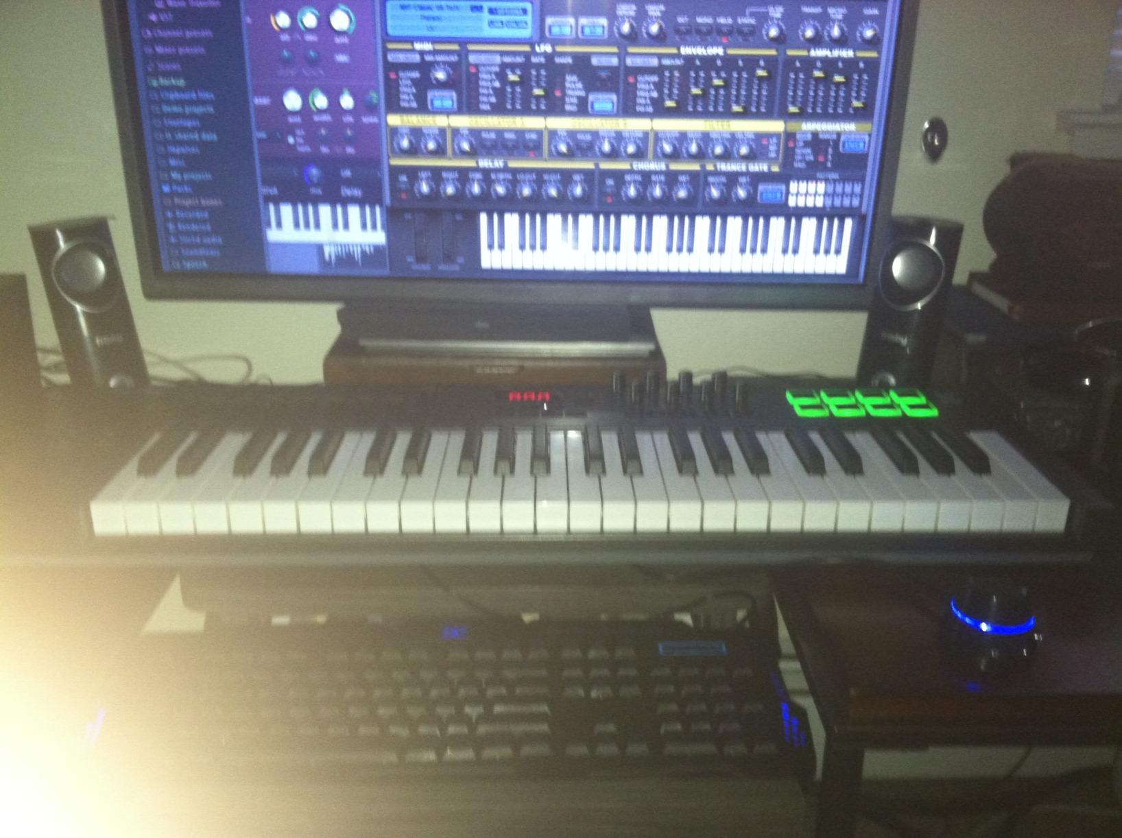 Nektar Impact LX49+ USB MIDI Controller Keyboard with Nektar DAW Integration customer photo 1