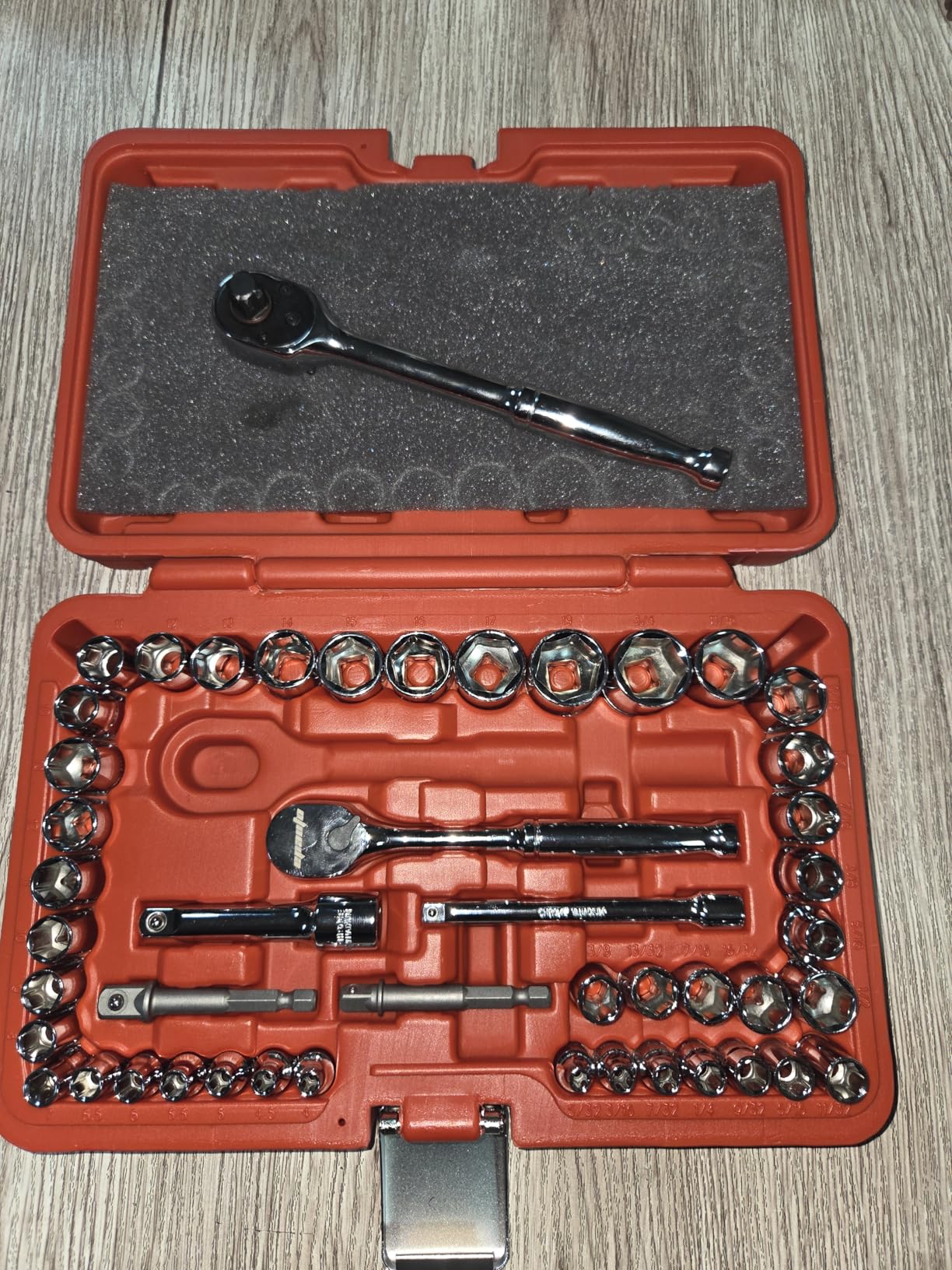EPAuto 40 Pieces 1/4-Inch & 3/8-Inch Drive Socket Set with 72 Tooth Reversible Ratchet customer photo 1