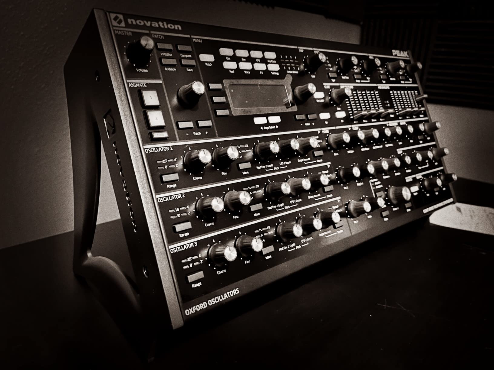 Novation Peak 8-Voice Desktop Polyphonic Synthesiser customer photo 2