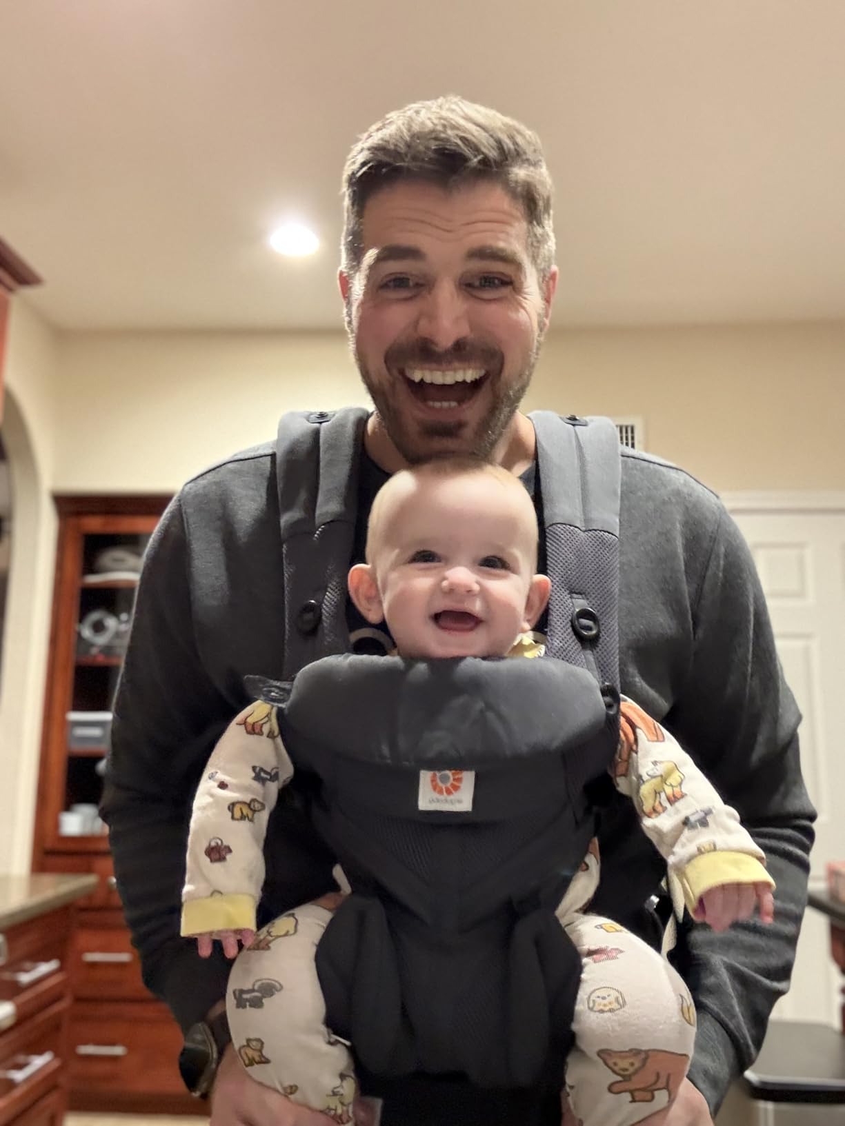 Ergobaby Omni Classic Baby Carrier customer photo 1