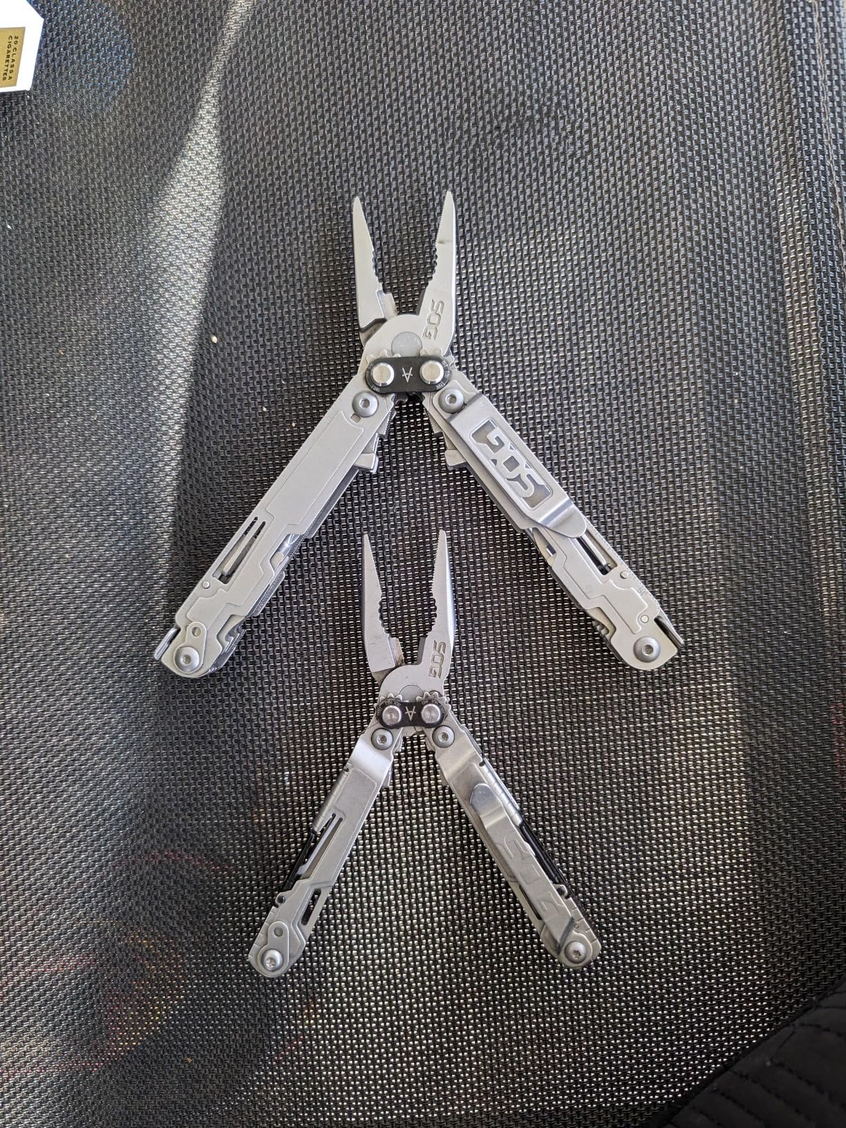 SOG PowerPint Mini Compact Stainless Steel Multi-Tool with 18 Lightweight Specialty Tools & SOG Multitool Pliers customer photo 2