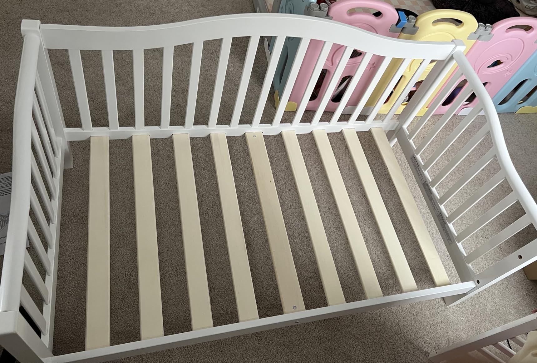 Dream On Me Austin Toddler Day Bed with Rails in White, Low to Floor Toddler Day Bed customer photo 2
