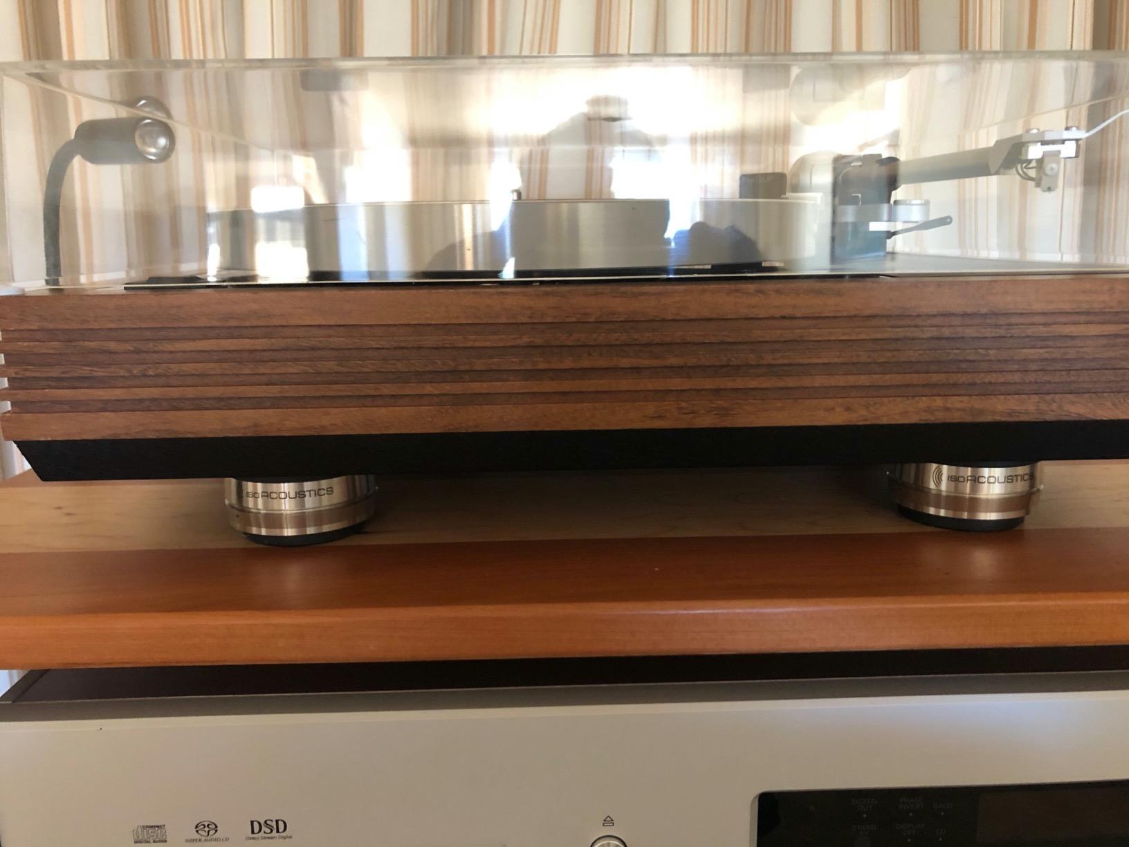IsoAcoustics Orea Series Audio Equipment Isolators (Indigo - 16 lbs Max/pc) customer photo 1
