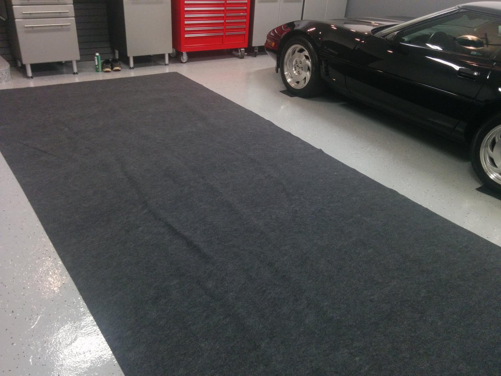 Armor All Jumbo XXL Garage Floor Mat (22' x 8'10