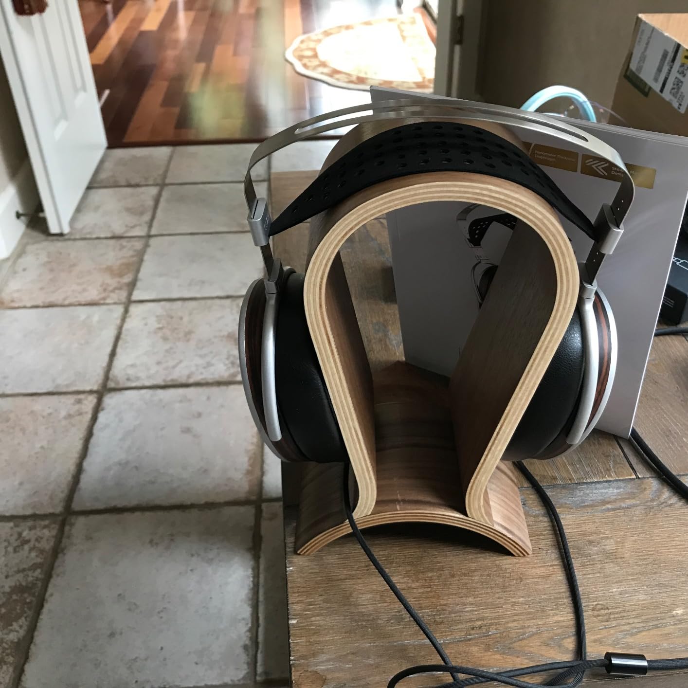 HIFIMAN HE1000se Full-Size Over Ear Planar Magnetic Audiophile Adjustable Headphone with Comfortable Earpads Open-Back Design customer photo 1