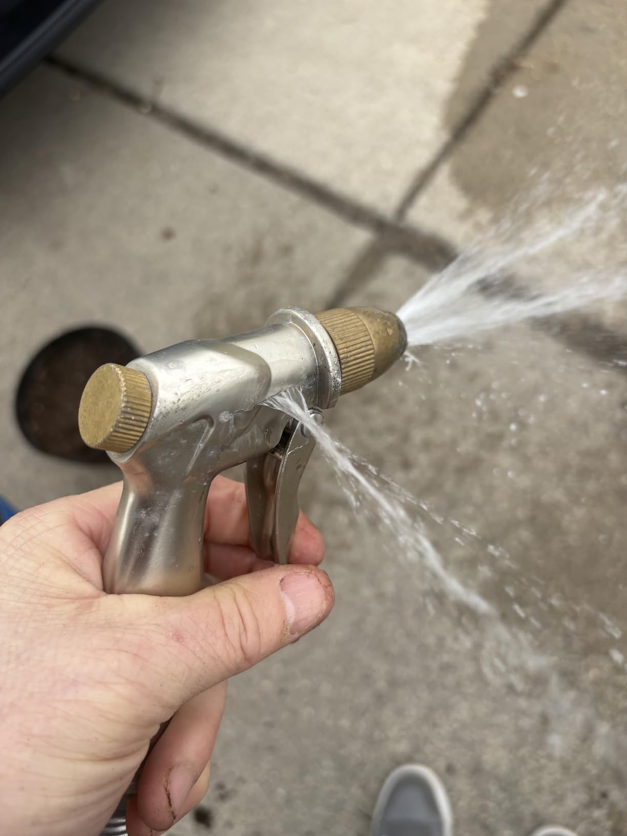 FANHAO Upgraded Garden Hose Nozzle Sprayer, 100% Heavy Duty Metal Handheld Water Nozzle High Pressure in 4 Spraying Modes for Watering Plants and Lawn, Car Washing, Patio and Pet customer photo 2