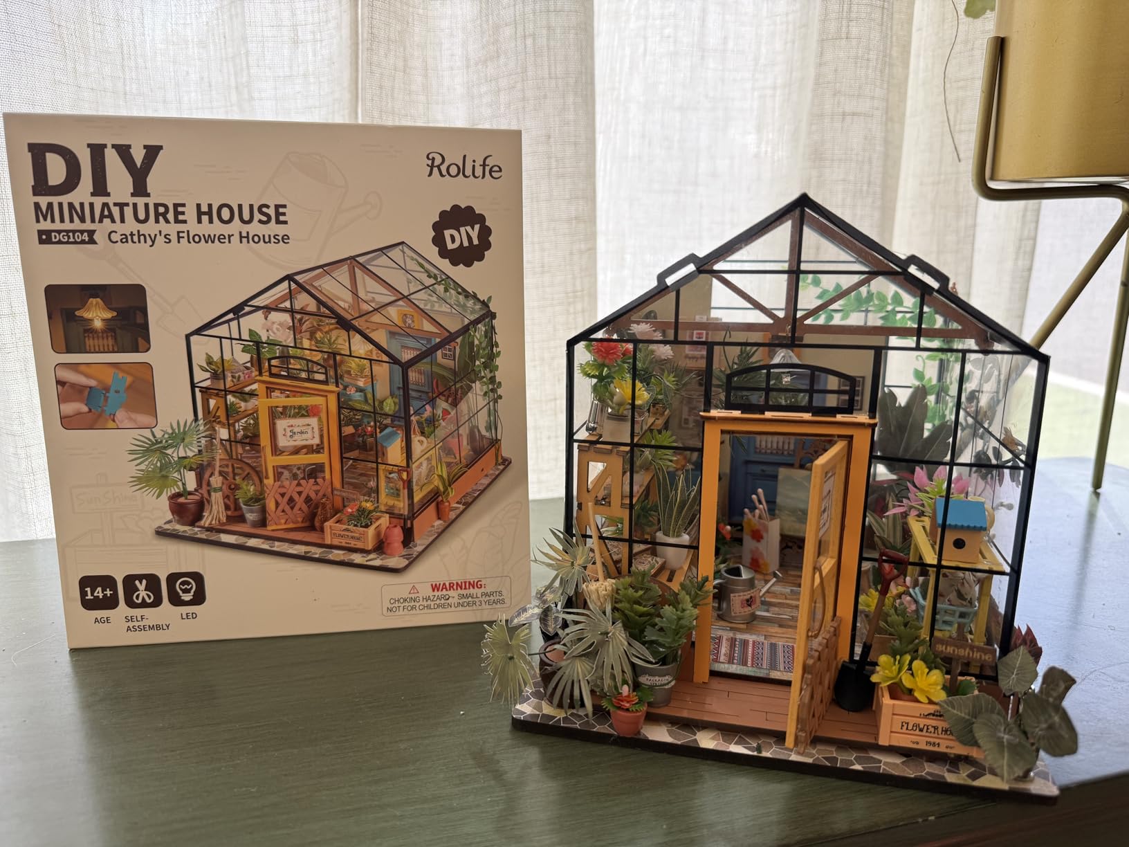 Rolife DIY Miniature Greenhouse Kit, Tiny/Mini House Making Kit with Furniture for Adults, Furniture, Halloween/Christmas Decorations, Gifts for Family and Friends (Cathy's Greenhouse) customer photo 1