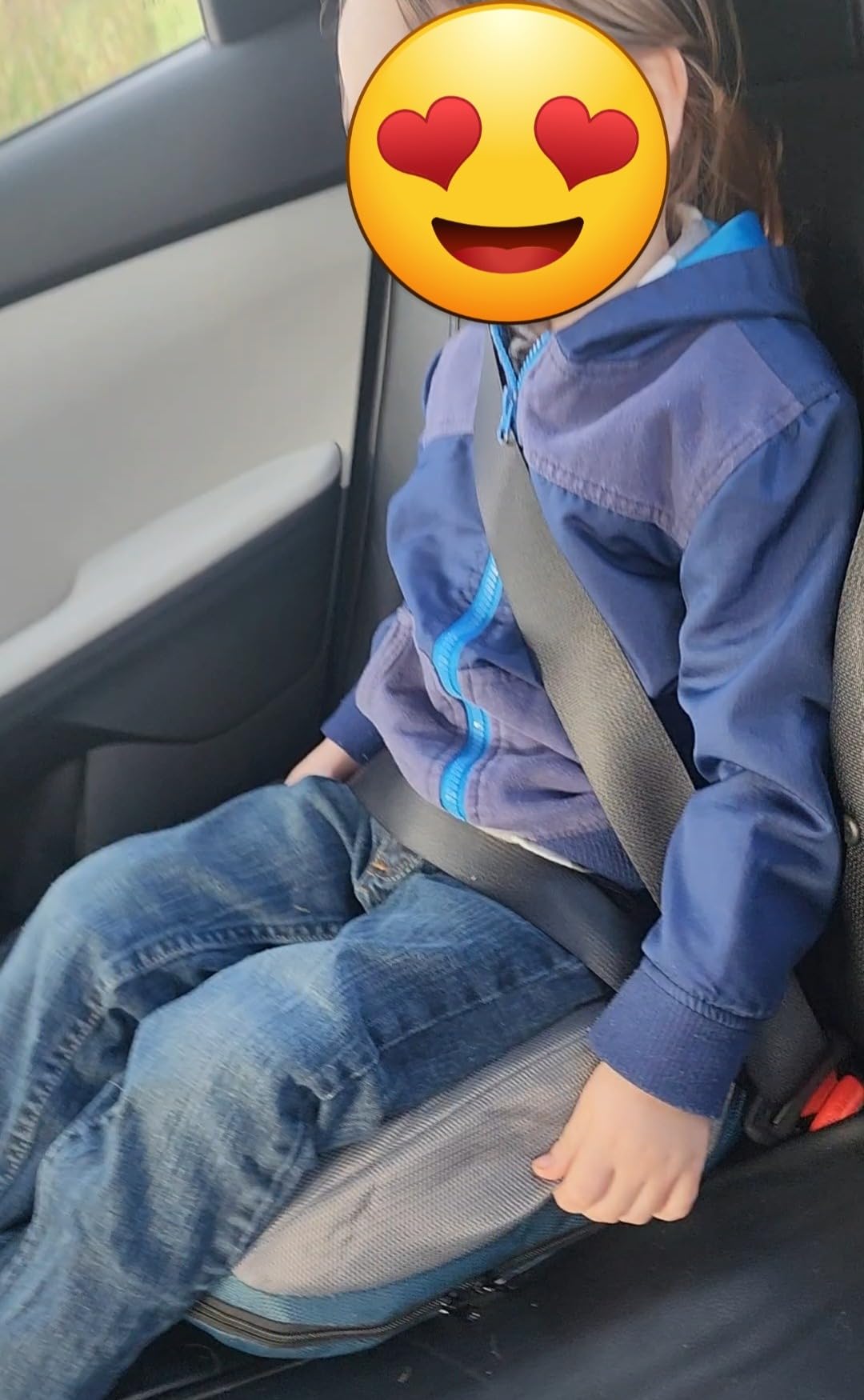Hiccapop UberBoost Inflatable Booster Car Seat | Black/Gray customer photo 1
